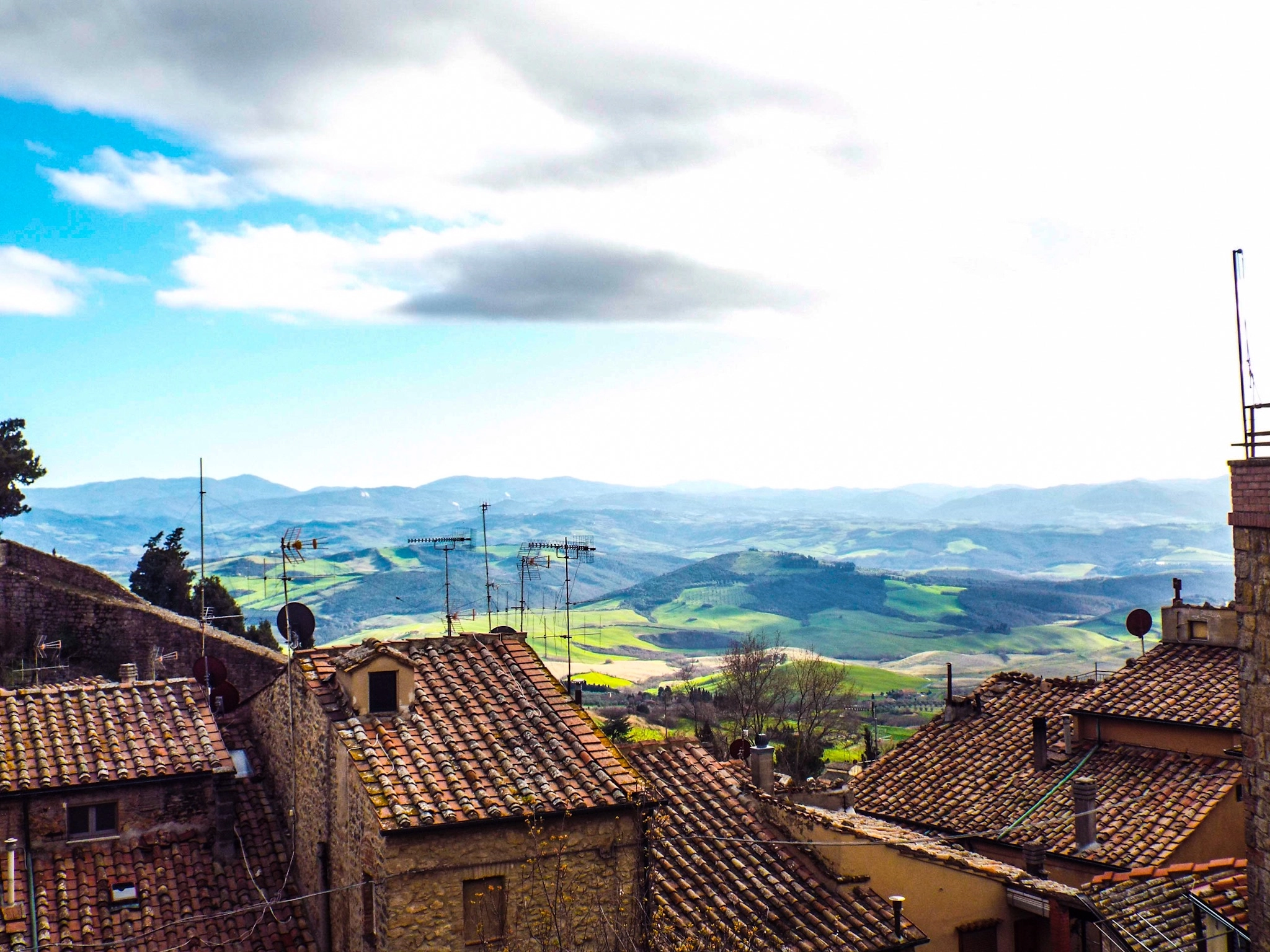 Fujifilm FinePix S8500 sample photo. Volterra, tuscany - italy photography