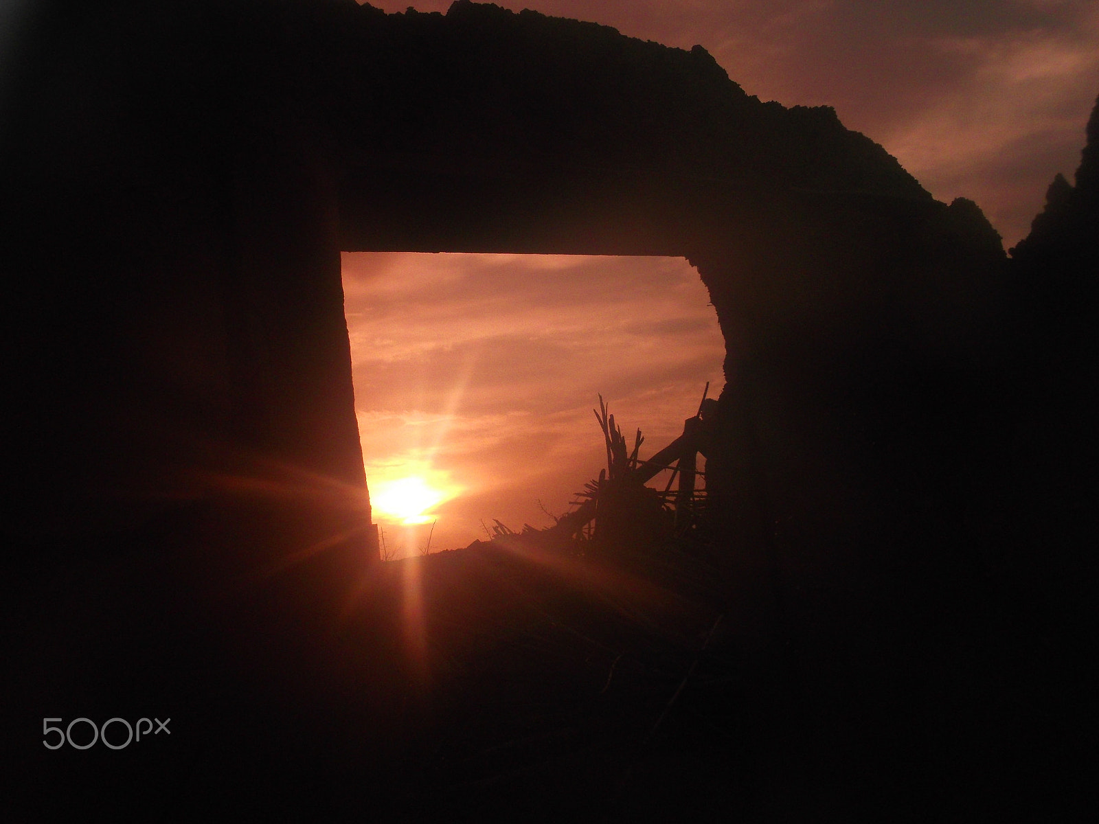 Fujifilm FinePix JV500 sample photo. The sunrise door photography