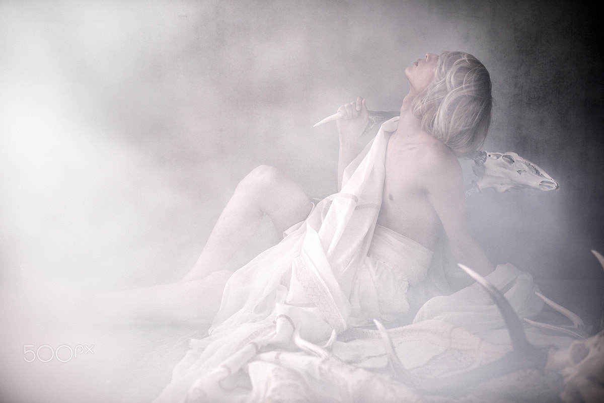 ZEISS Milvus 50mm F1.4 sample photo. Gender mythology photography