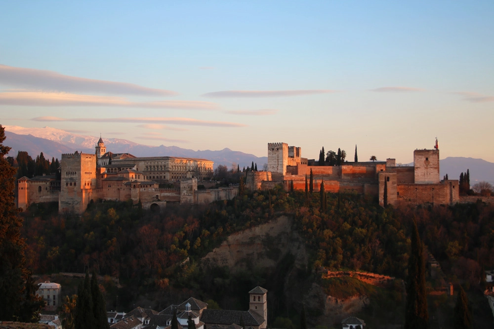 Canon EF-S 18-55mm F3.5-5.6 sample photo. Alhambra photography