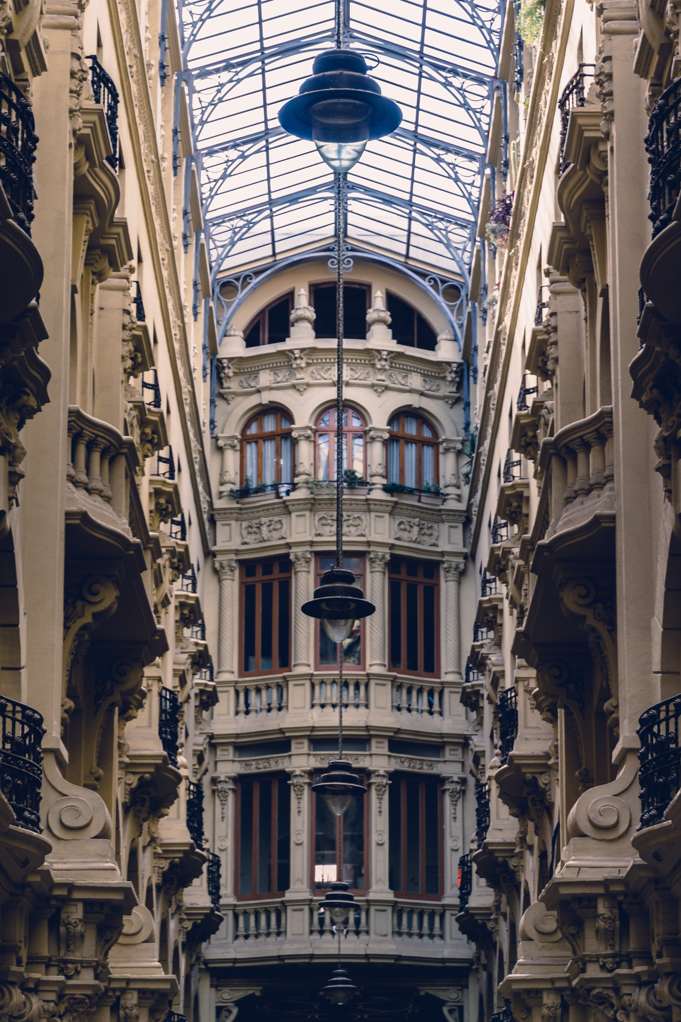 Tamron 18-270mm F3.5-6.3 Di II PZD sample photo. Pasaje lodares photography
