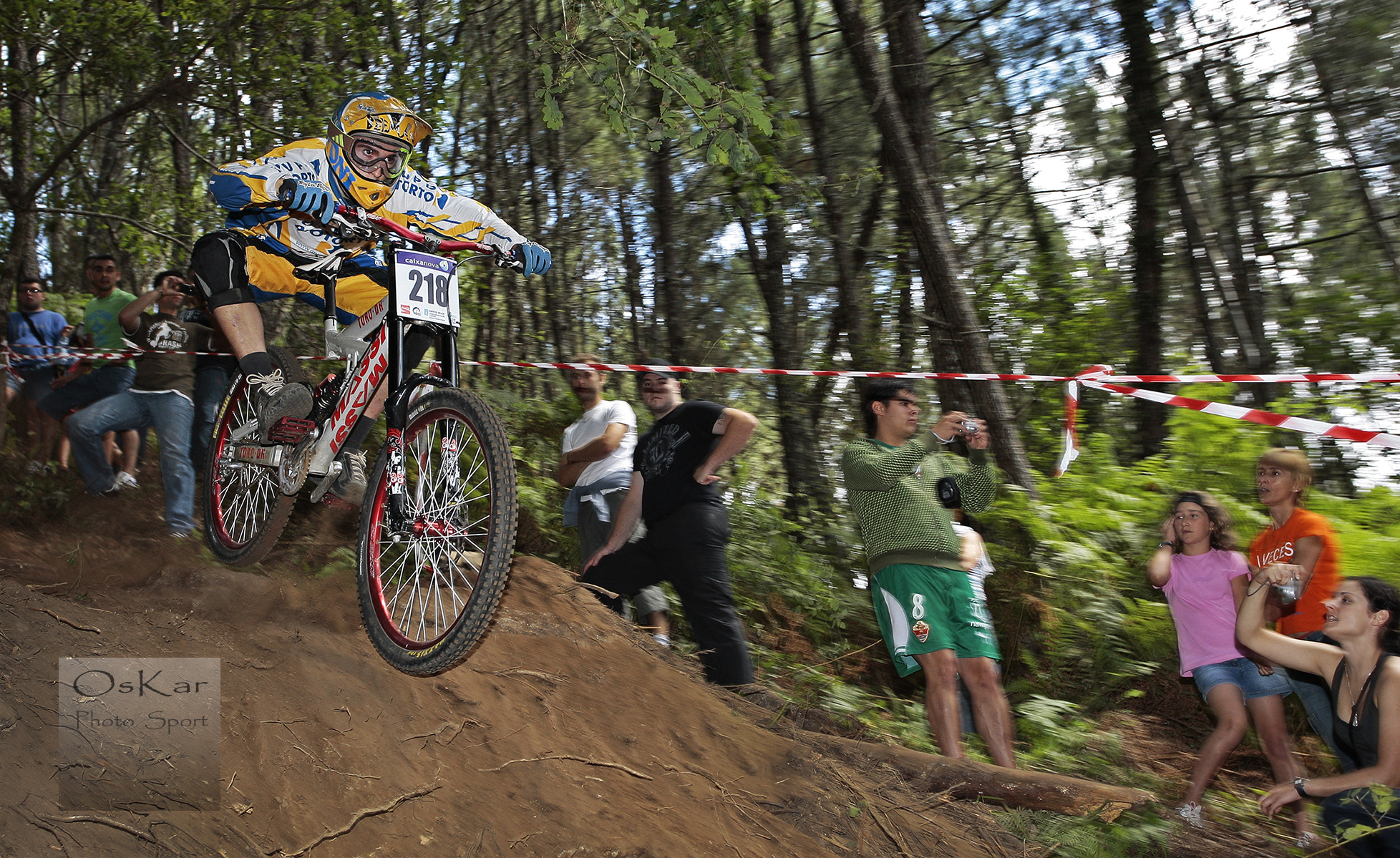 Canon EOS-1D Mark III sample photo. Downhill photography