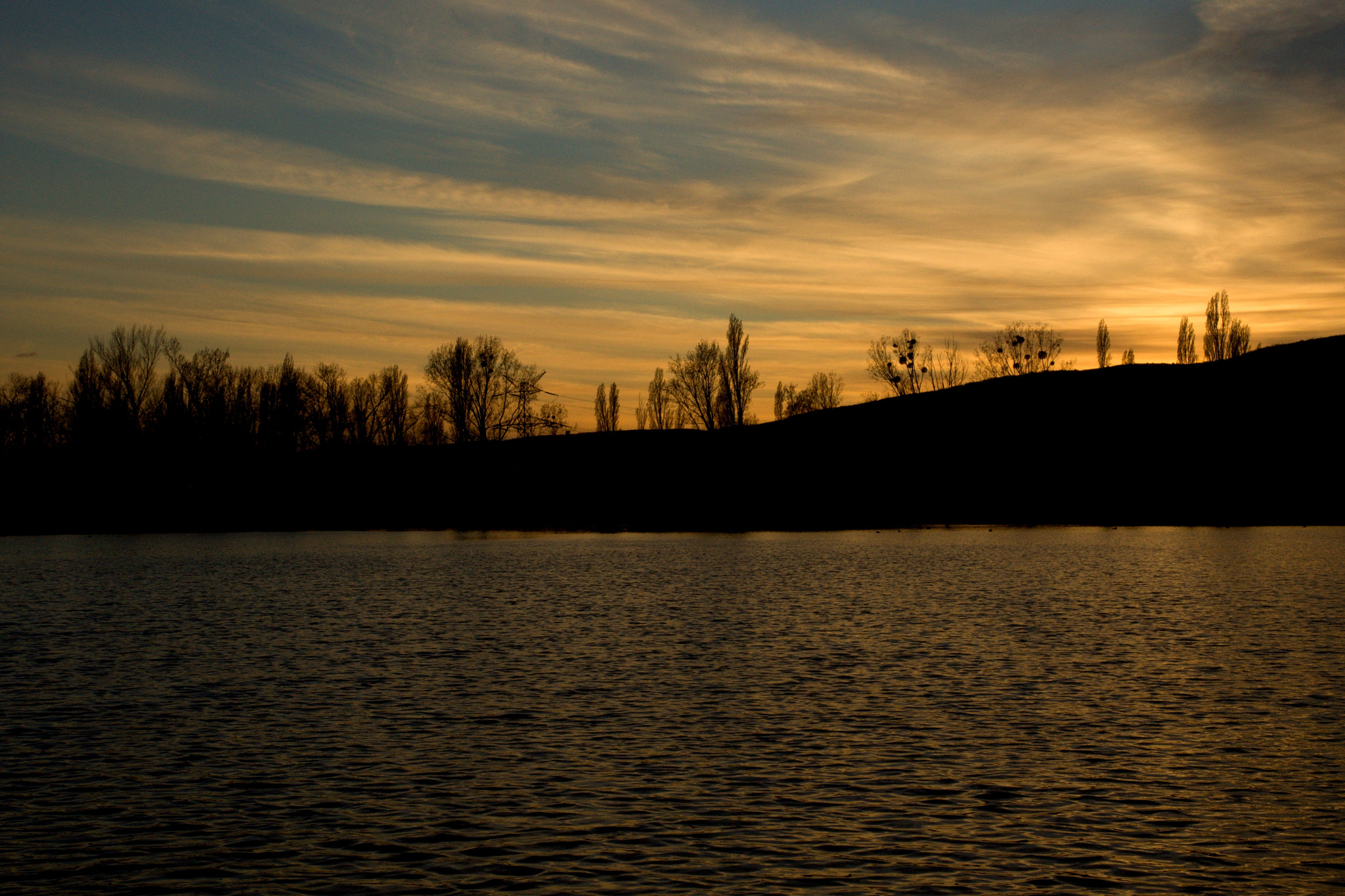 16.00 - 85.00 mm f/3.5 - 5.6 sample photo. Blue sunset... photography