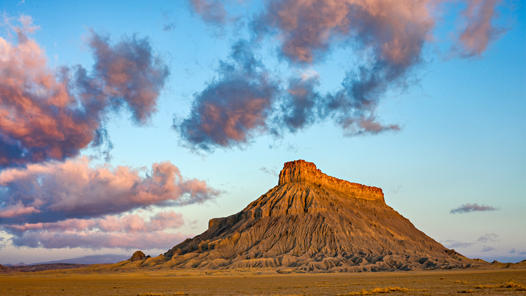Canon EOS-1Ds Mark III sample photo. The butte photography