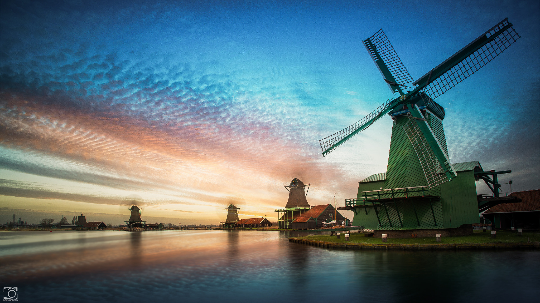 Canon EF 20-35mm F3.5-4.5 USM sample photo. Netherland windmills photography