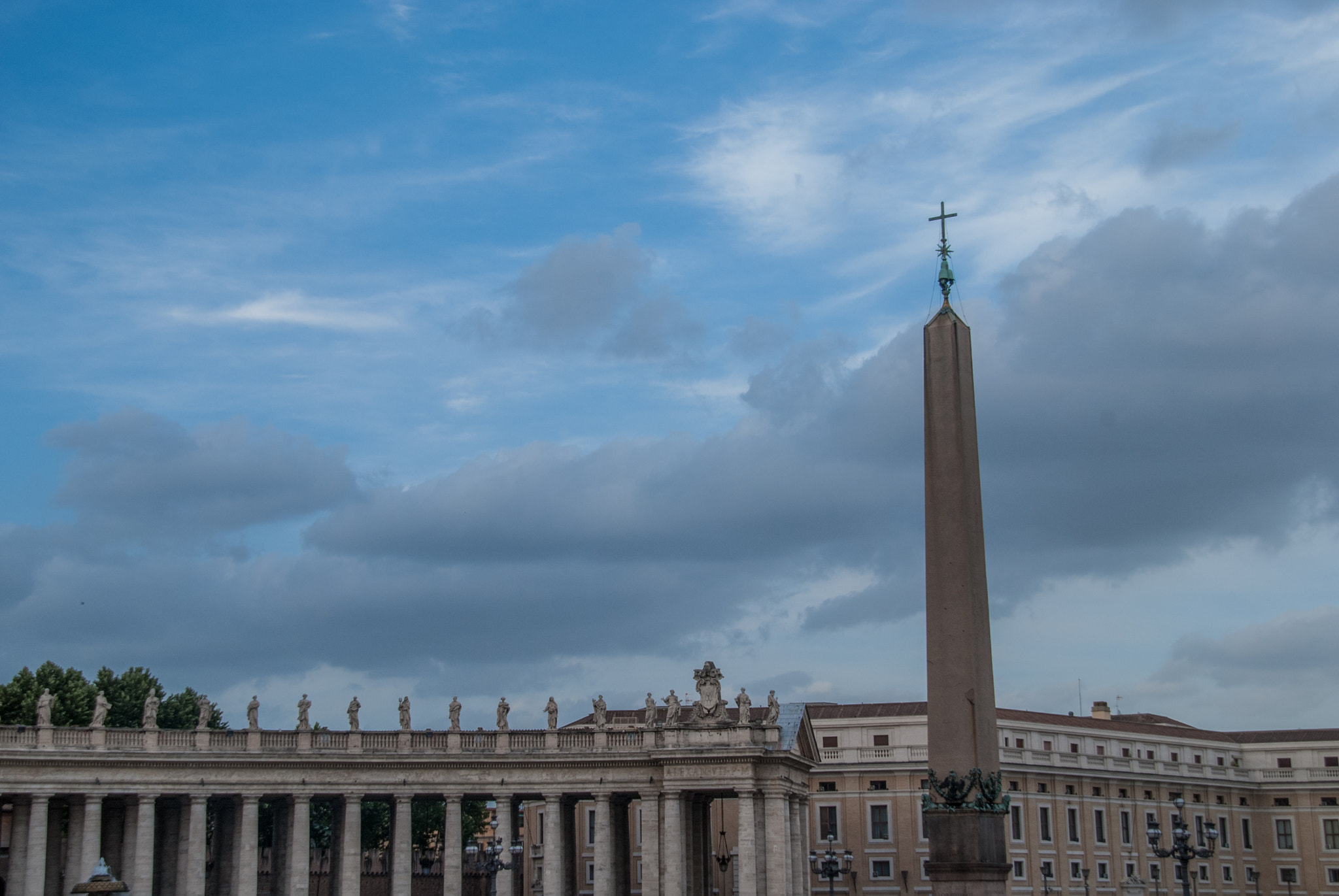 Sigma 18-200mm F3.5-6.3 DC OS HSM sample photo. St peter's square photography