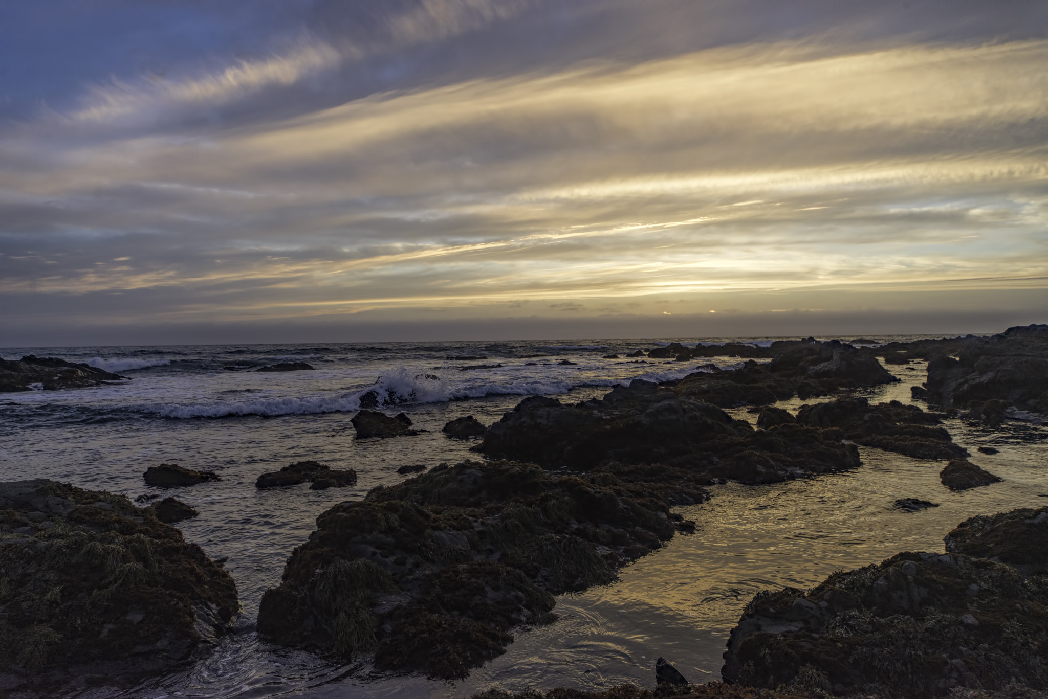 Sigma 12-24mm F4.5-5.6 EX DG Aspherical HSM sample photo. Rocky sunset photography