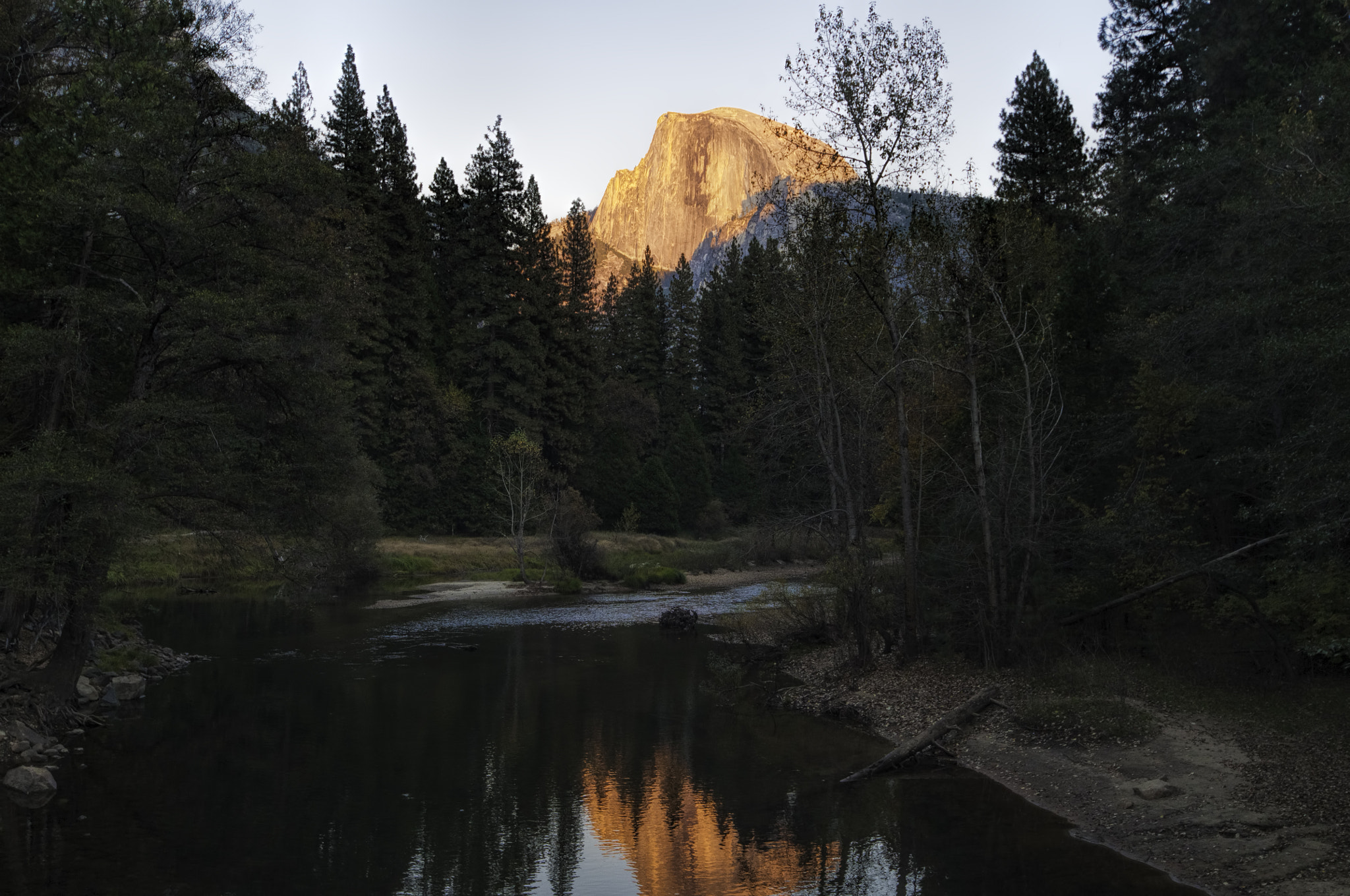 Sigma 12-24mm F4.5-5.6 EX DG Aspherical HSM sample photo. Half dome photography
