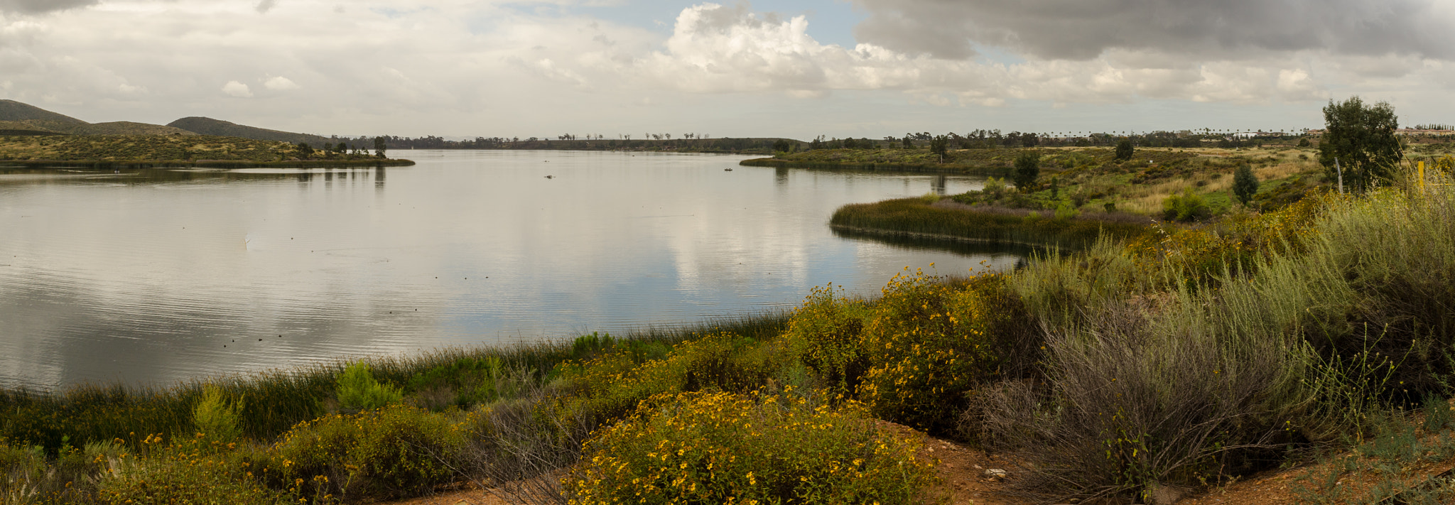 Nikon D7000 + Nikon AF Nikkor 24mm F2.8D sample photo. Otay lakes photography