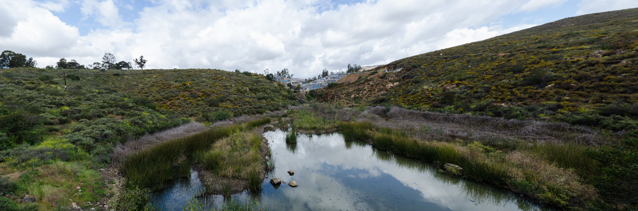 Nikon D7000 + Nikon AF Nikkor 24mm F2.8D sample photo. Otay lakes dam photography