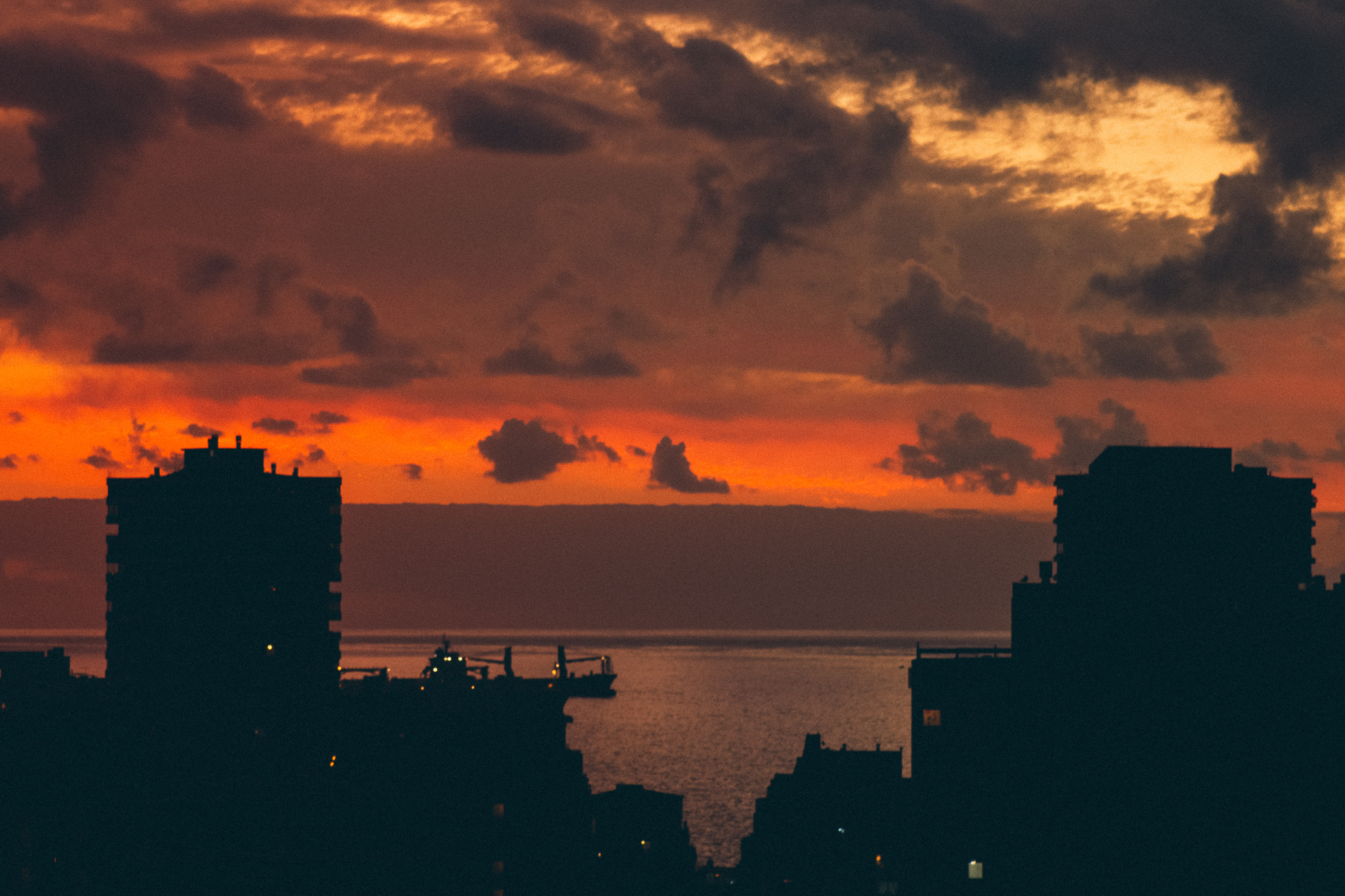Canon EOS 1200D (EOS Rebel T5 / EOS Kiss X70 / EOS Hi) sample photo. Sunset viña del mar photography