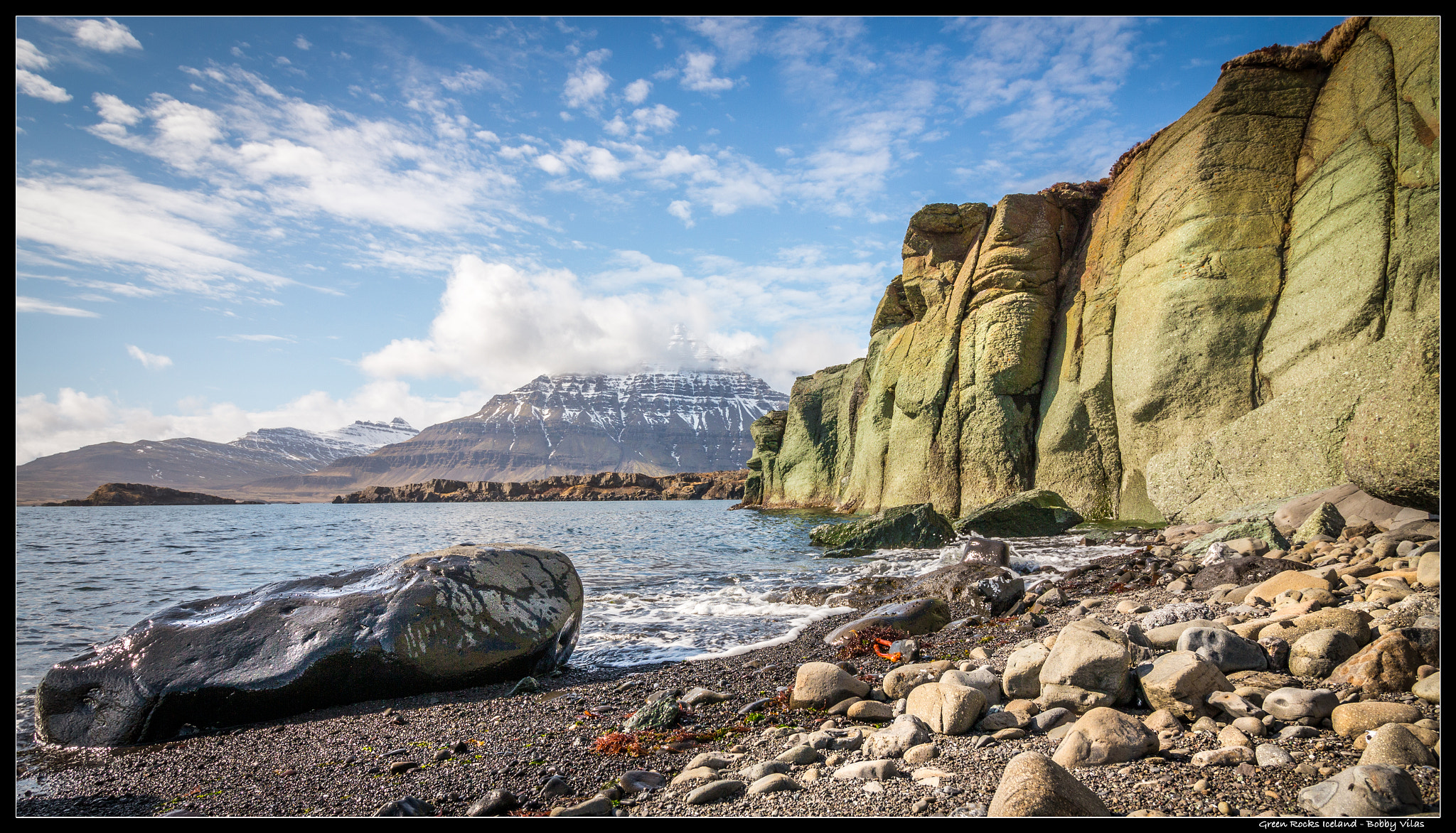 Canon EOS M + Canon EF-S 10-18mm F4.5–5.6 IS STM sample photo. Green rocks iceland photography