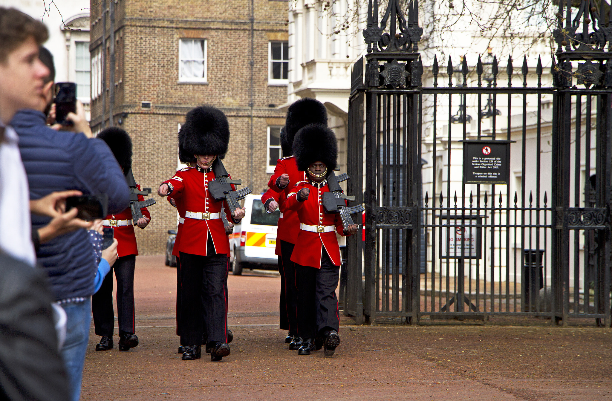 Canon EF-S 18-135mm F3.5-5.6 IS STM sample photo. Grenadier guards photography