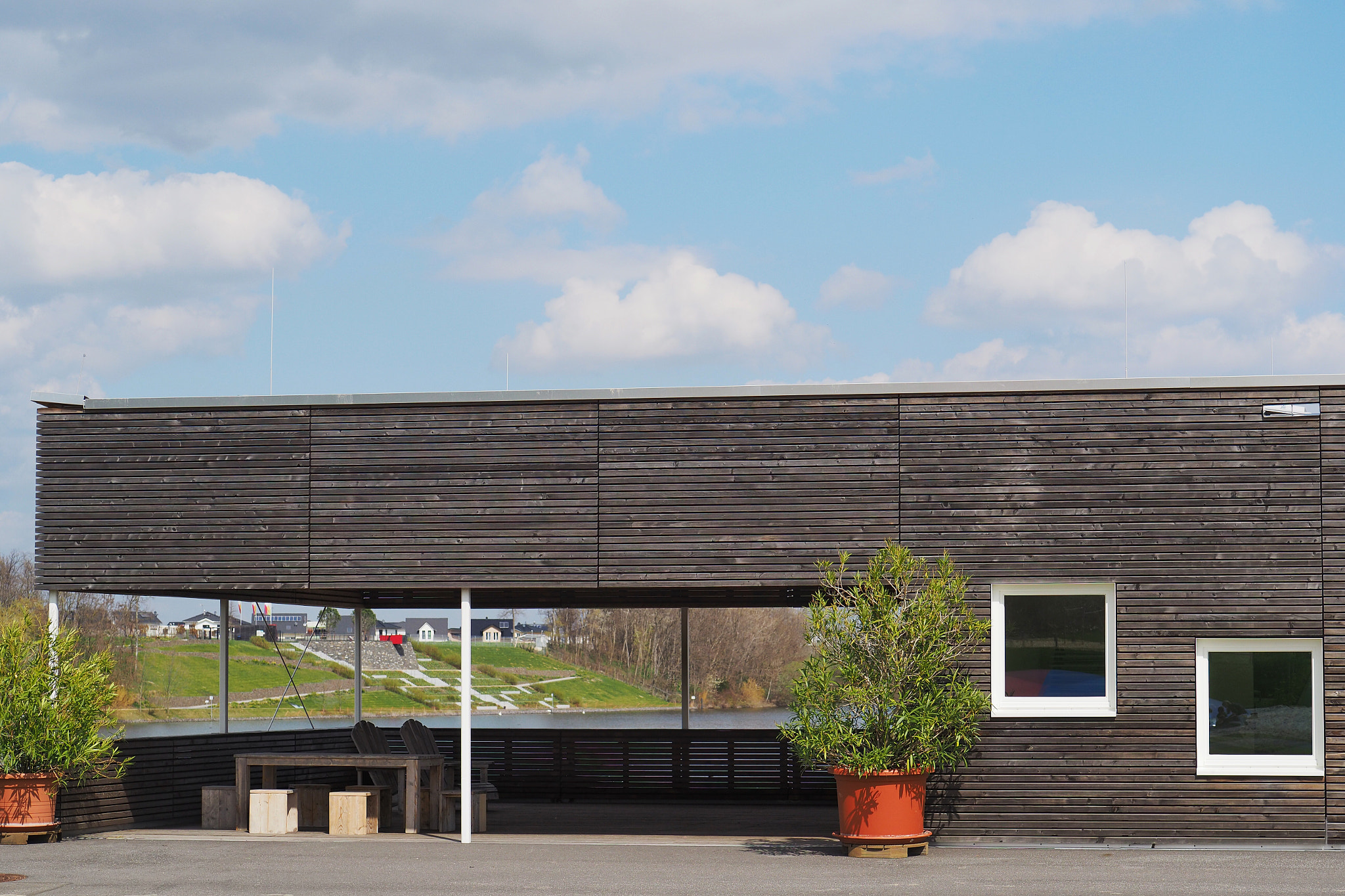 Panasonic Leica DG Nocticron 42.5mm F1.2 ASPH OIS sample photo. White windows photography