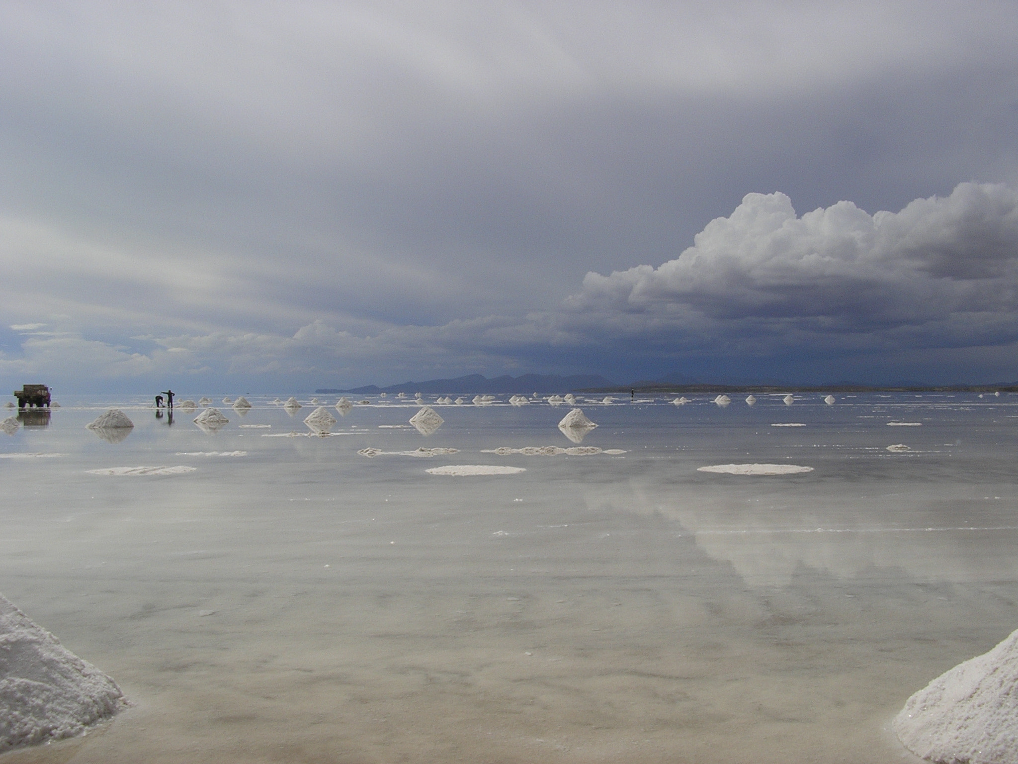 Pentax OPTIO 30 sample photo. Salar de uyuni photography