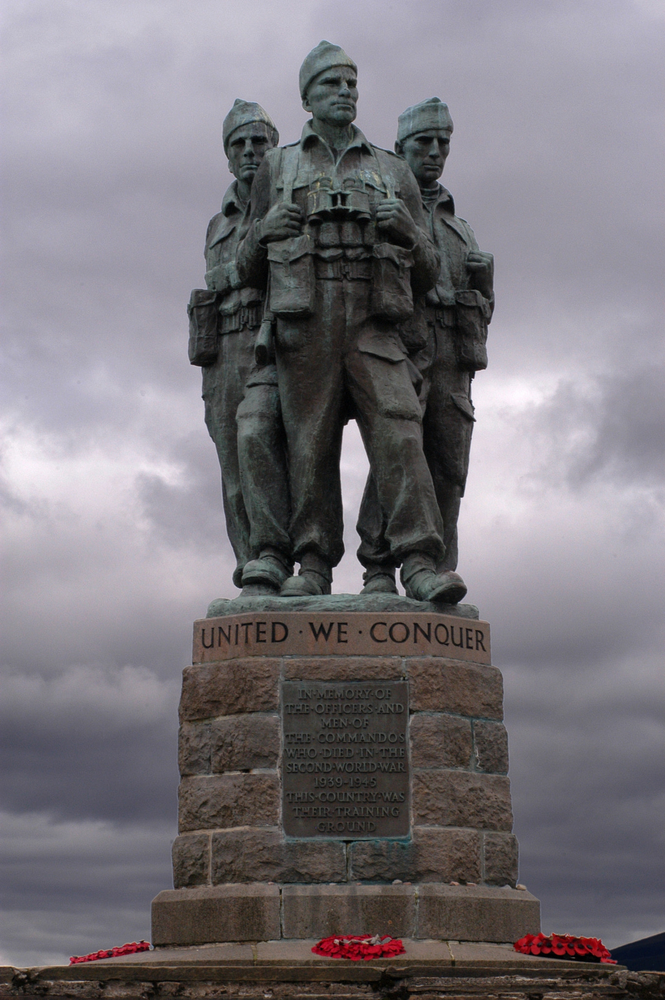 Nikon D100 sample photo. Commando memorial at spean bridge photography