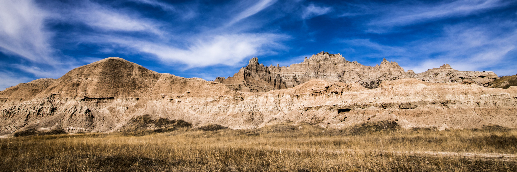 Canon EOS 750D (EOS Rebel T6i / EOS Kiss X8i) + Canon EF-S 10-18mm F4.5–5.6 IS STM sample photo. Badlands part ii photography