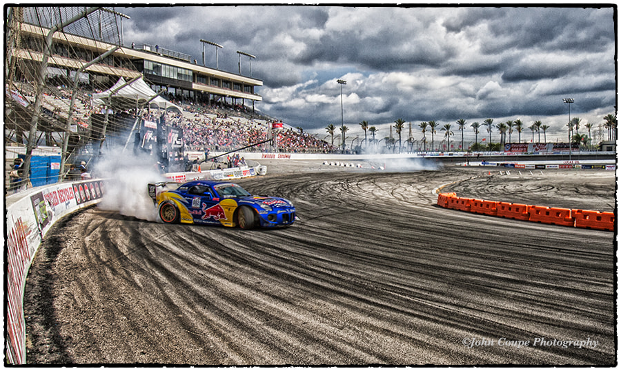 Canon EF 16-35mm F2.8L USM sample photo. Fomulad redbull photography