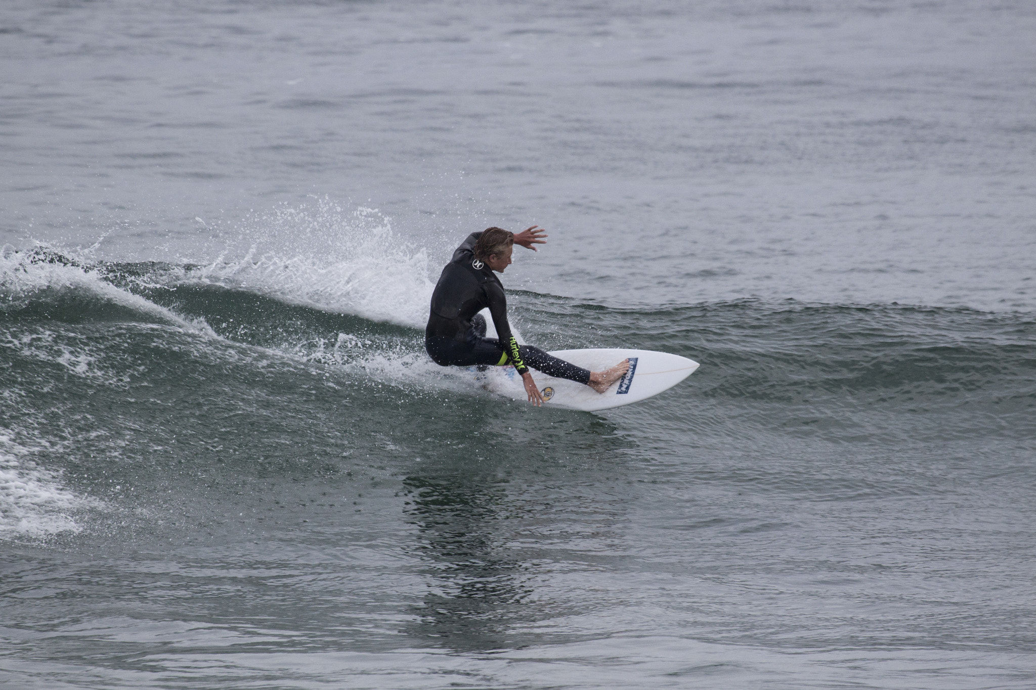 Canon EF 100-400mm F4.5-5.6L IS USM sample photo. Surfer at mission beach photography