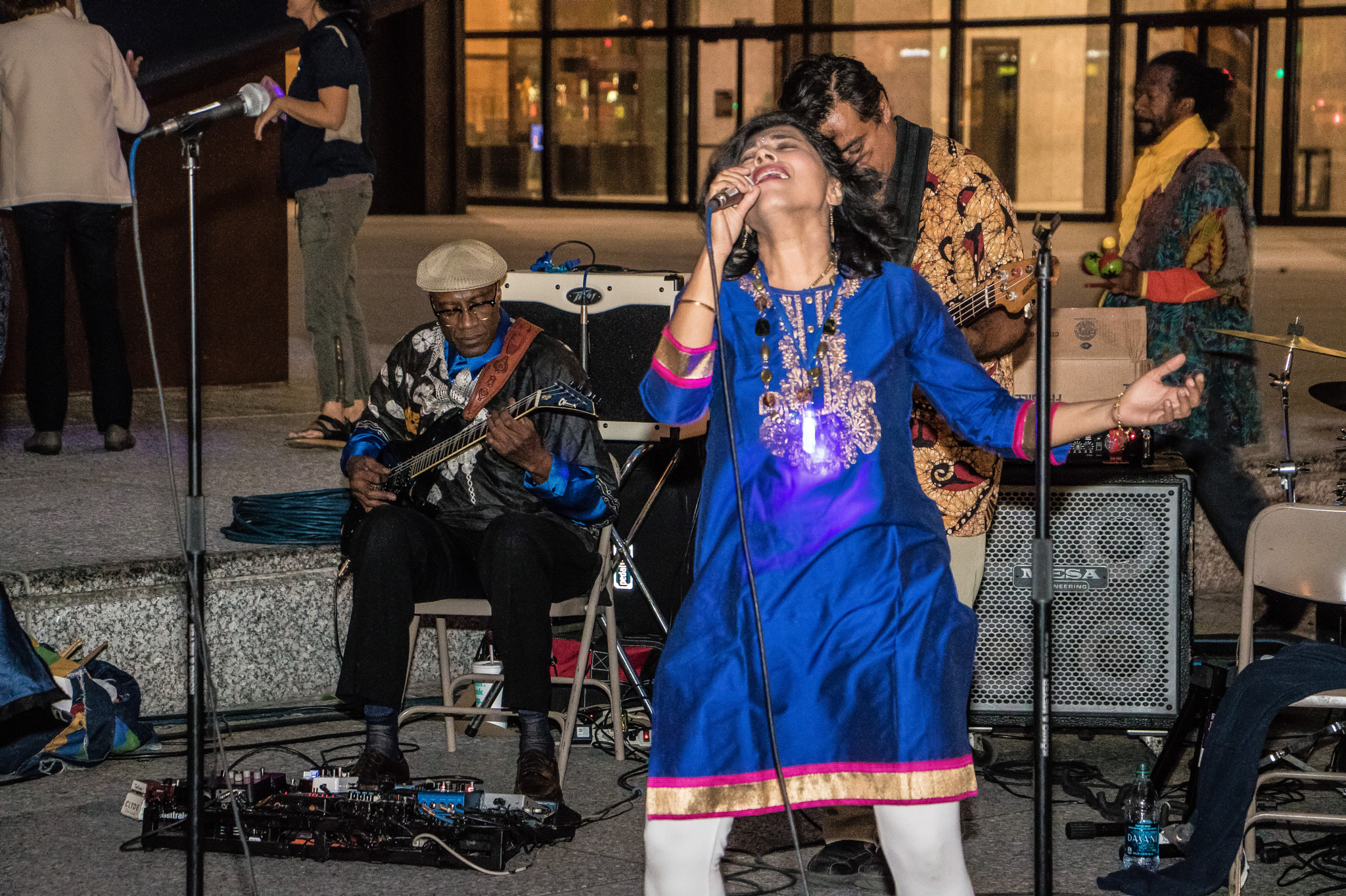 Canon EOS 760D (EOS Rebel T6s / EOS 8000D) sample photo. Funkadesi playing in chicago's daley plaza photography