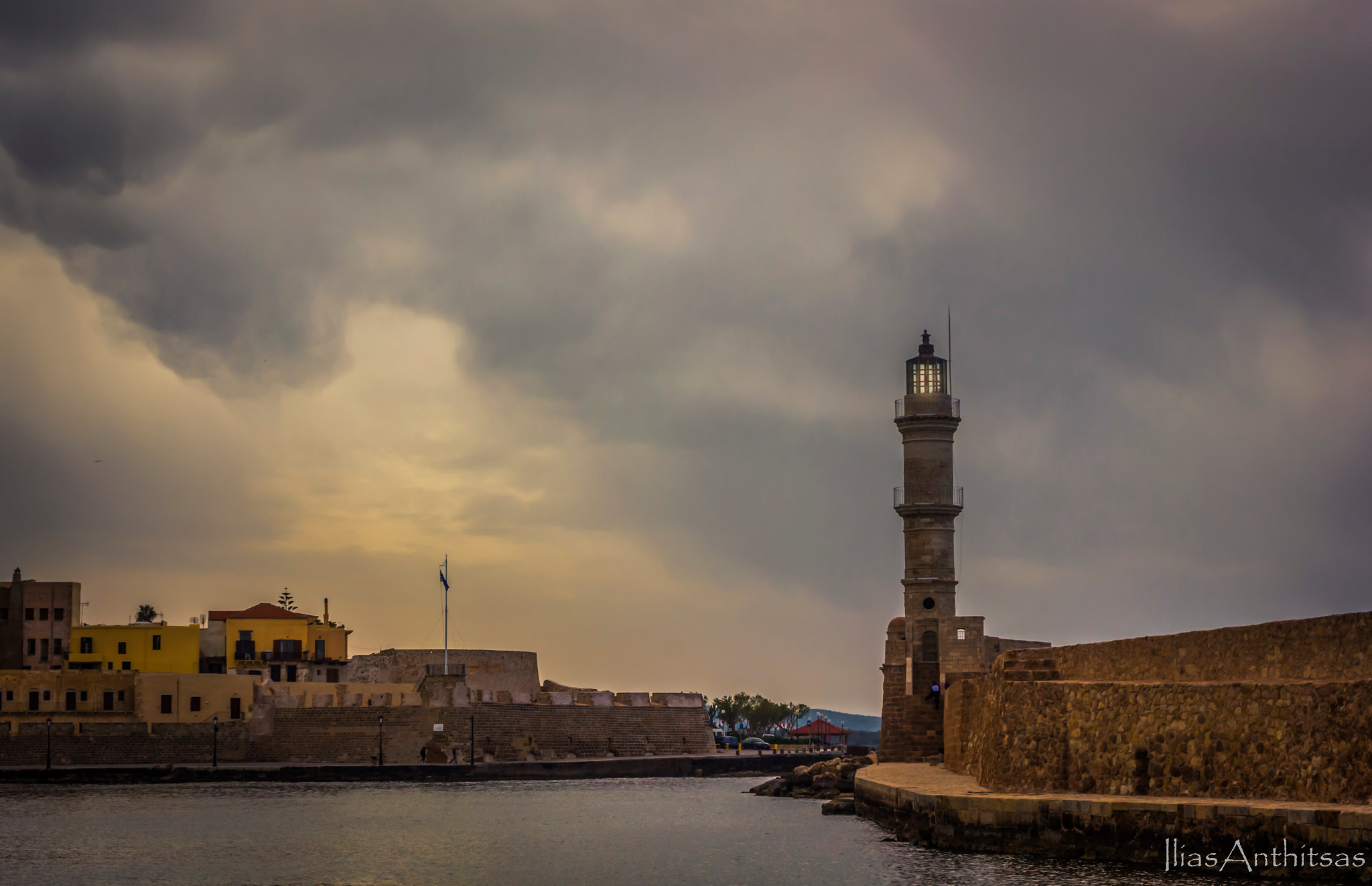 Canon EOS 550D (EOS Rebel T2i / EOS Kiss X4) + Sigma 24-70mm F2.8 EX DG Macro sample photo. Chania photography