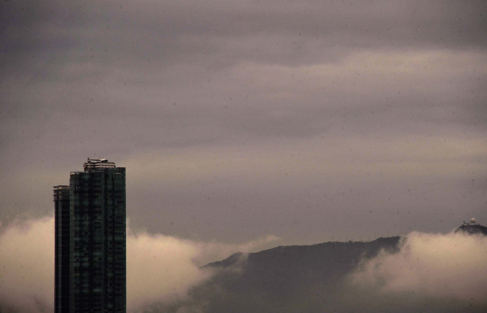 Nikon D3S sample photo. ...陰天... photography