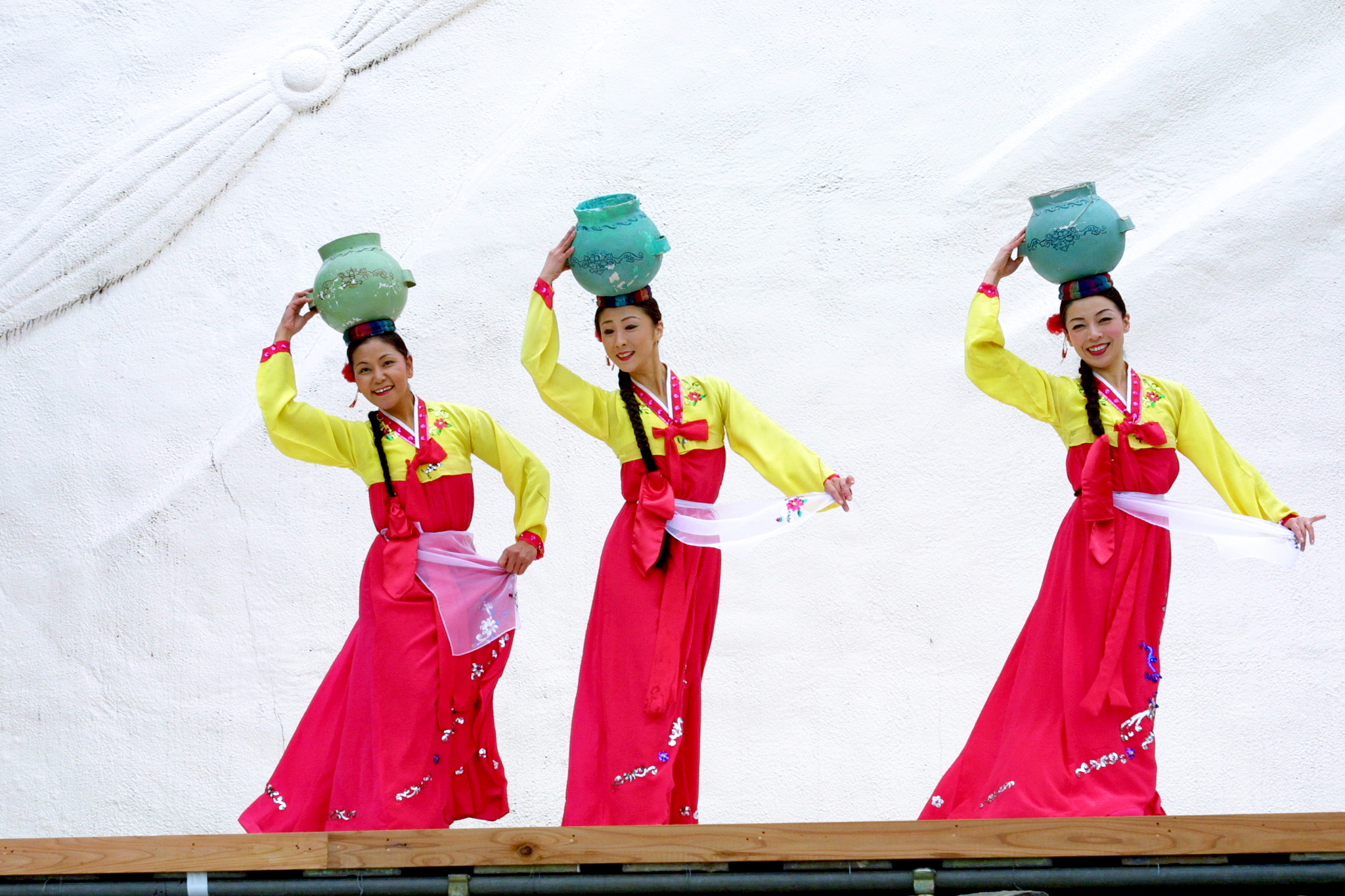 Canon EOS D30 sample photo. Smiles from korea photography