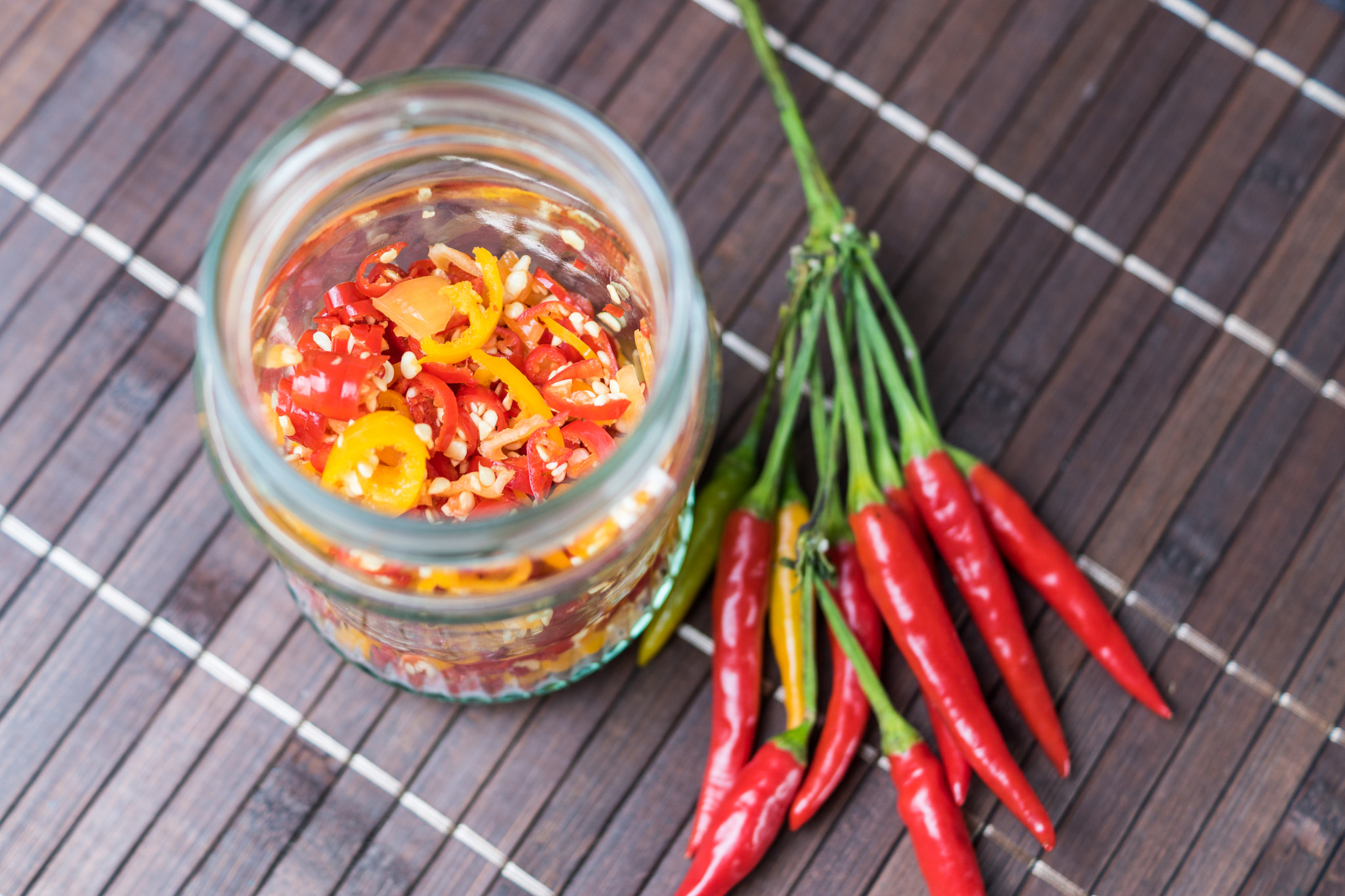 Sony ILCA-77M2 + Sony DT 35mm F1.8 SAM sample photo. Chili peppers photography