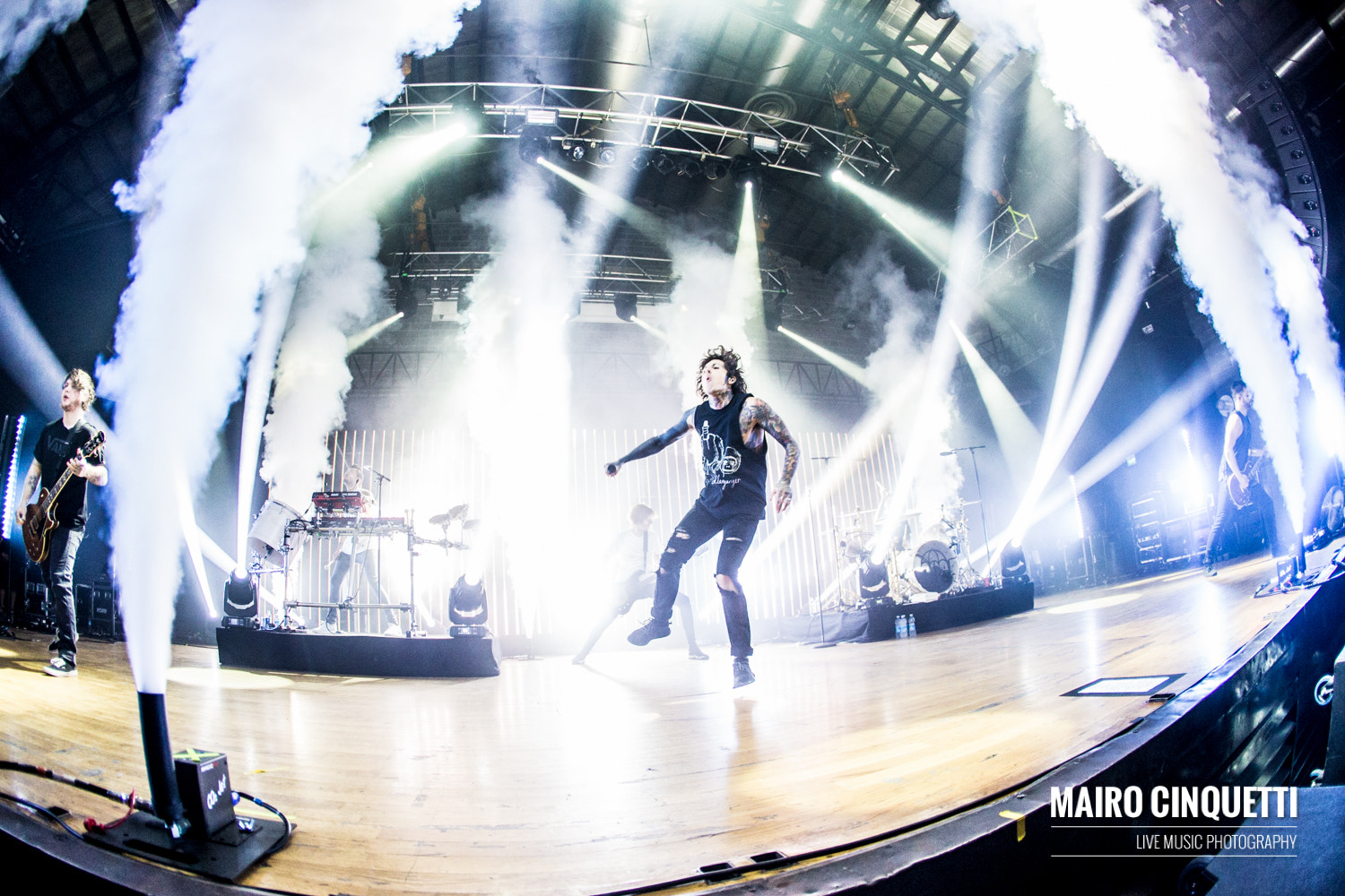 Canon EOS 6D + Canon EF 15mm F2.8 Fisheye sample photo. Bring me the horizon photography