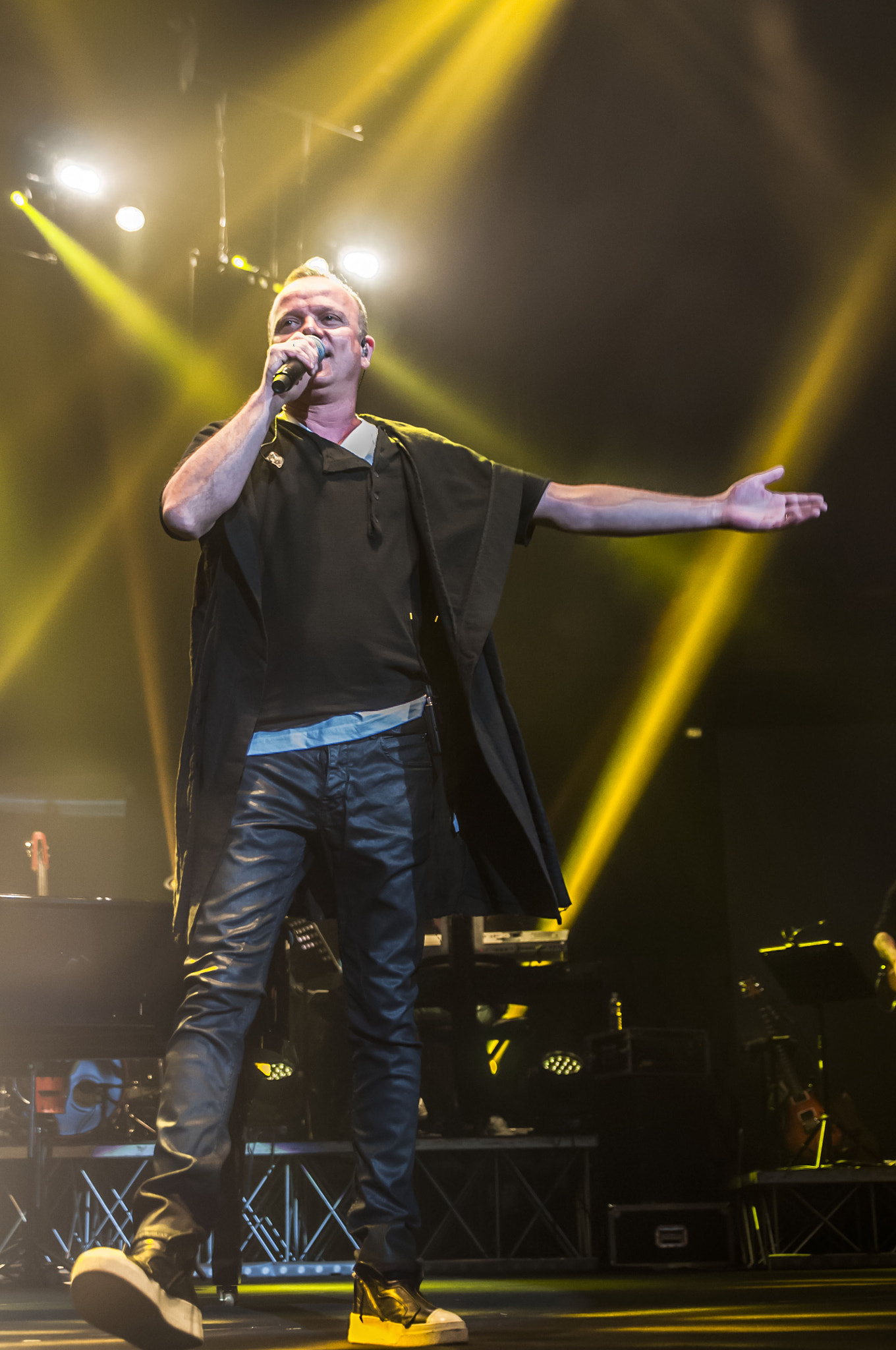 Tamron SP 24-70mm F2.8 Di VC USD sample photo. Gigi d'alessio malaterra world tour 2016 photography