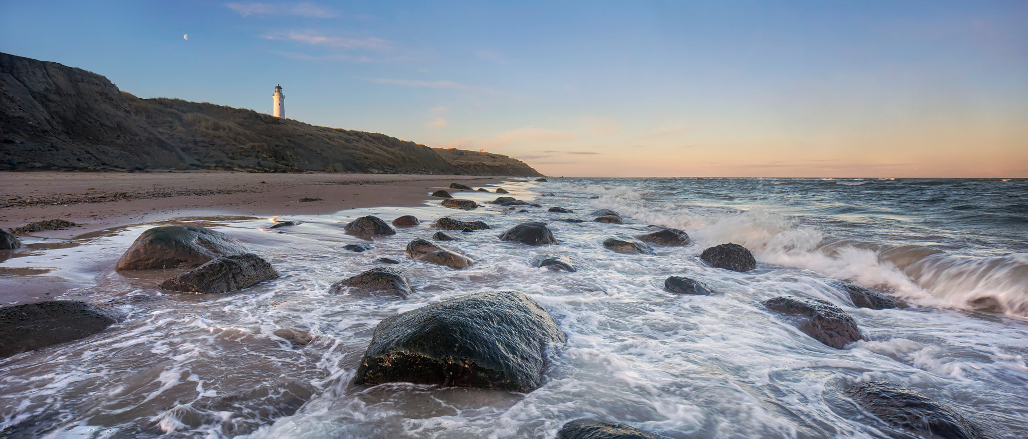 Canon TS-E 24.0mm f/3.5 L II sample photo. Hirtshals beach photography