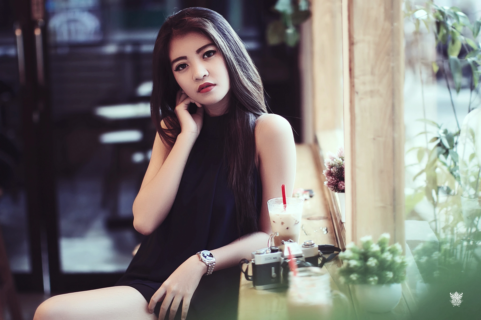 Canon EOS 70D + Canon EF 50mm F1.2L USM sample photo. Annissa aulia photography