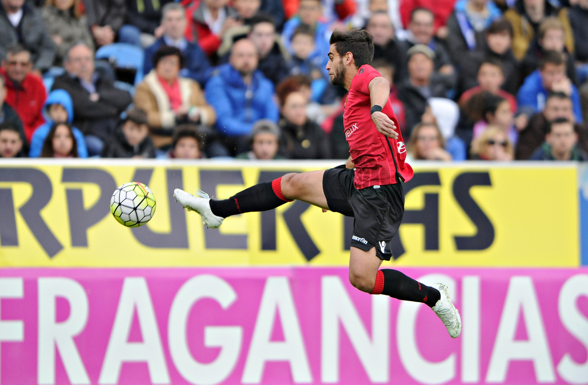 Nikon AF-S Nikkor 400mm F2.8G ED VR II sample photo. Real zaragoza vs rcd mallorca photography