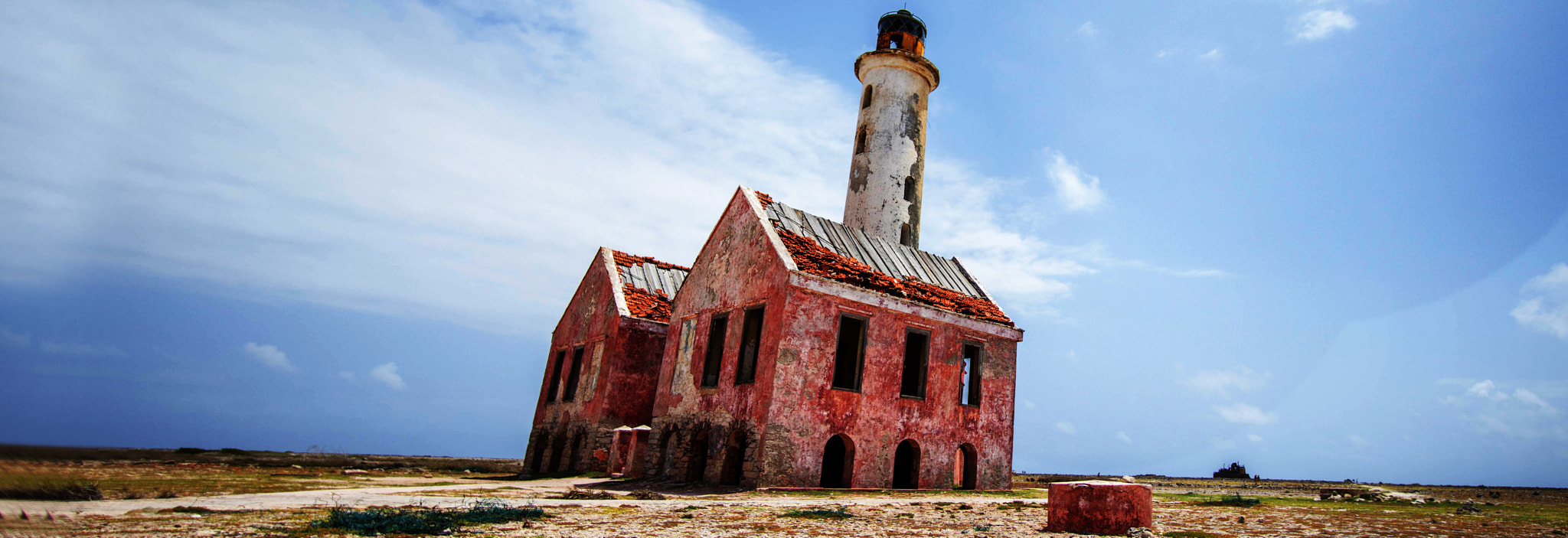 Canon EF-S 10-22mm F3.5-4.5 USM sample photo. Light house panorama photography