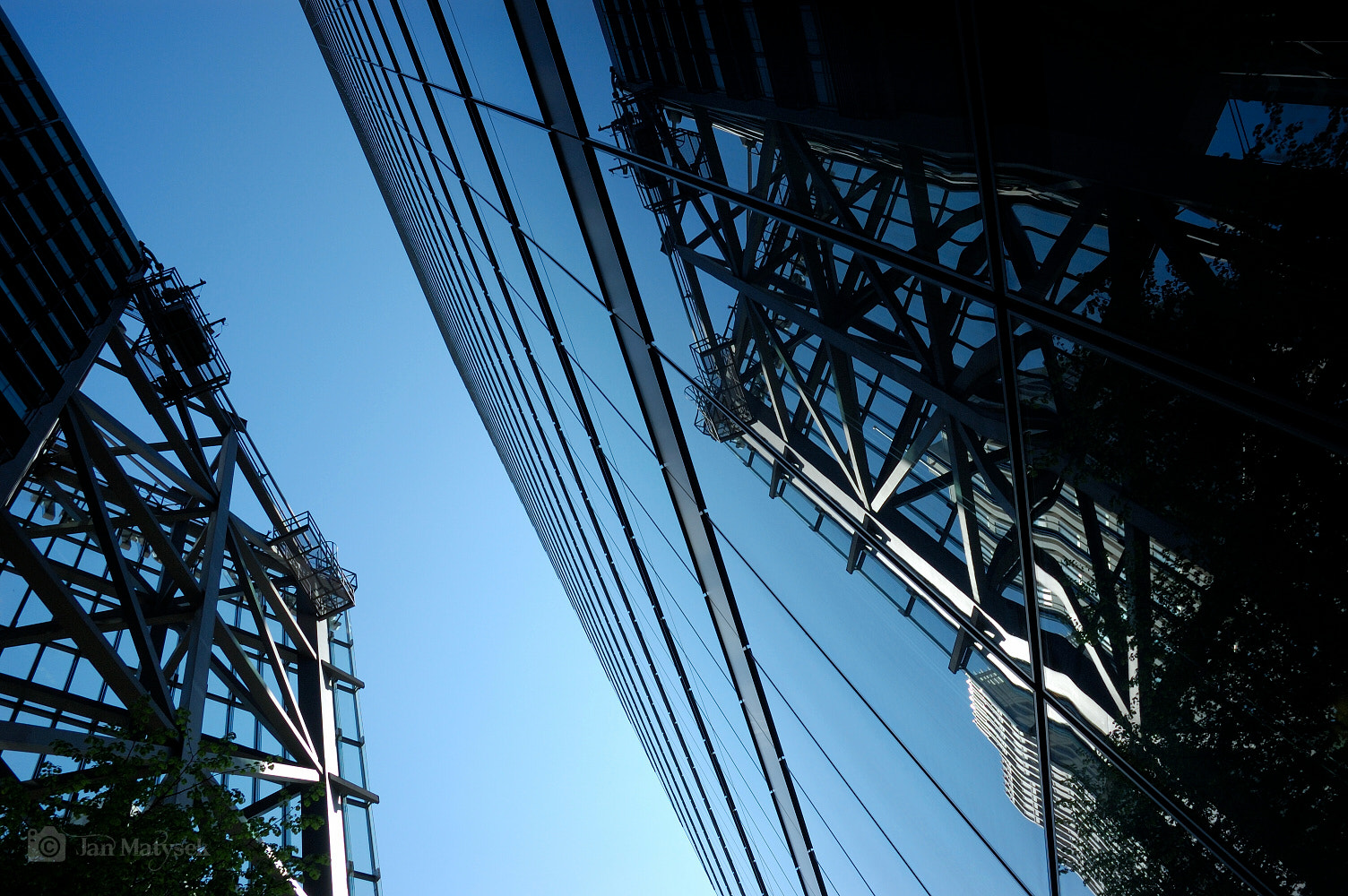 Nikon D50 sample photo. Mirroring photography