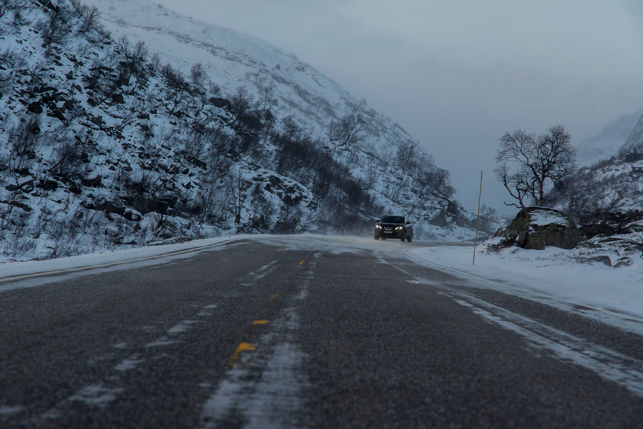 Sony a7S + Sony 70-400mm F4-5.6 G SSM sample photo. Road in the mountains of norway photography