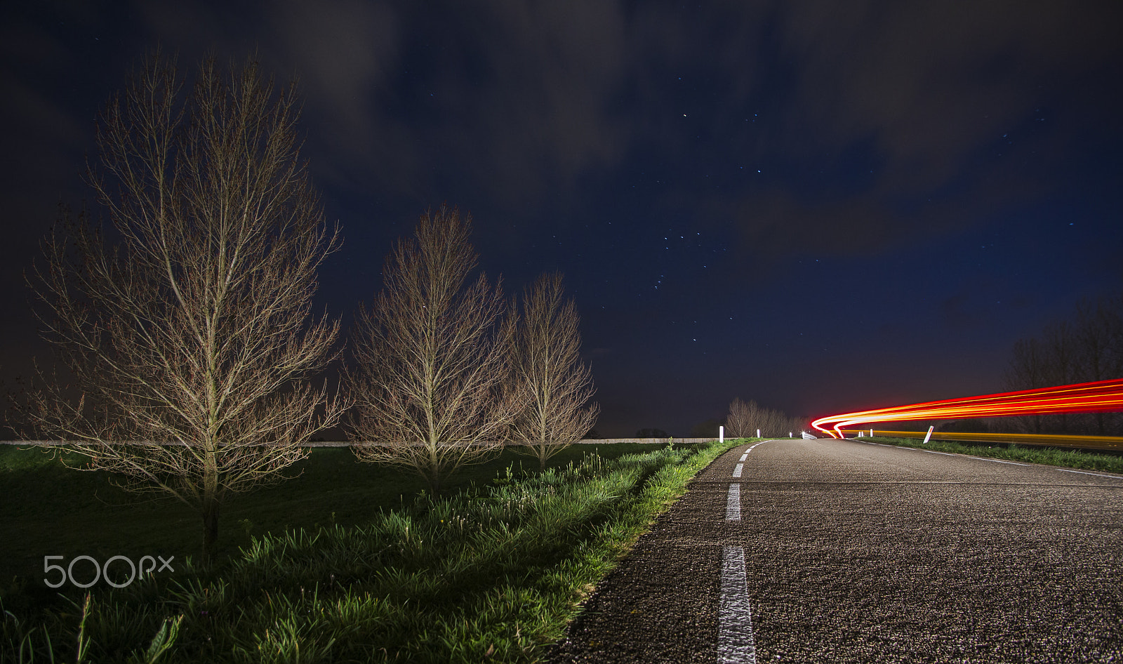 Canon EOS 6D + Tamron AF 19-35mm f/3.5-4.5 sample photo. Another evening outside photography