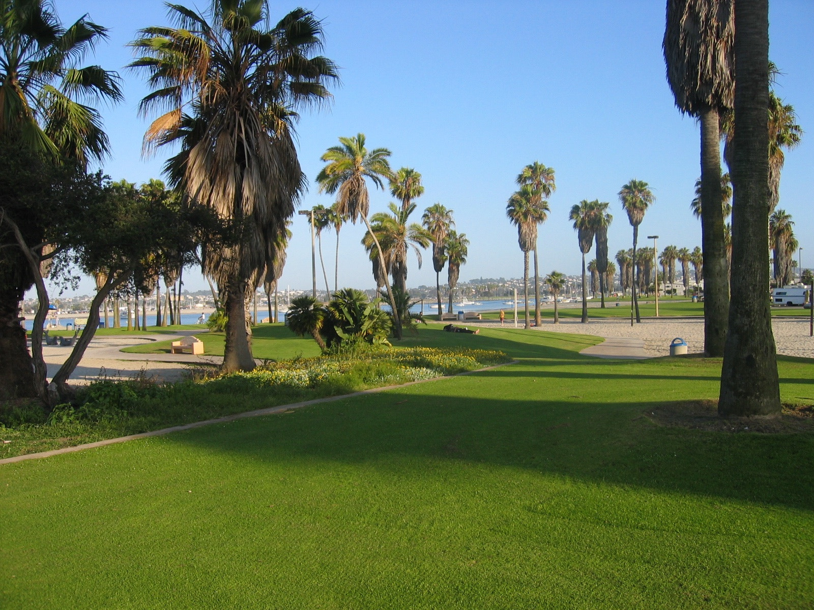 Canon POWERSHOT S410 sample photo. Mission beach, san diego. may 2005, taken when i f ... photography