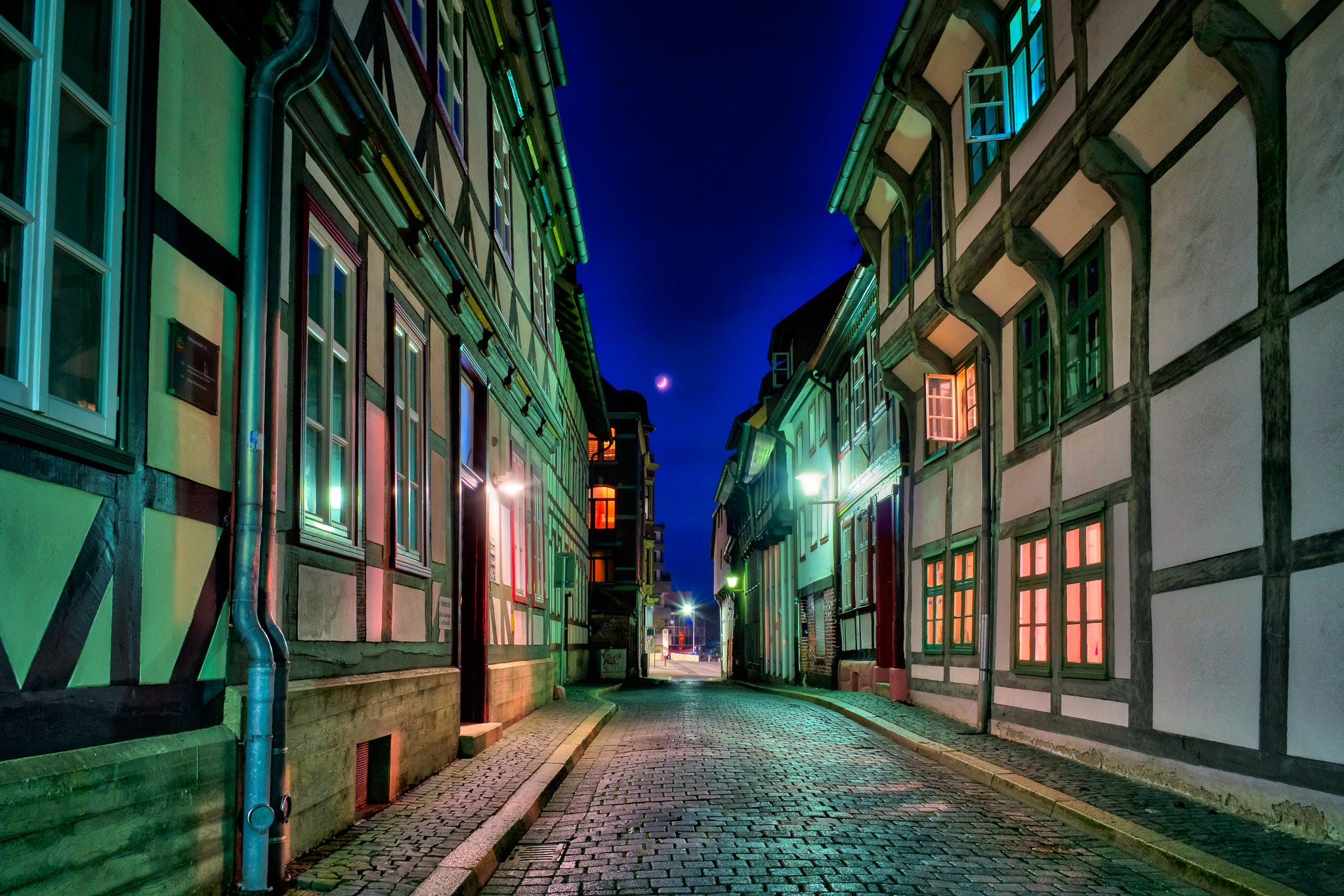 Sony a7 II + Sony FE 28mm F2 sample photo. Northeim rathausgasse photography