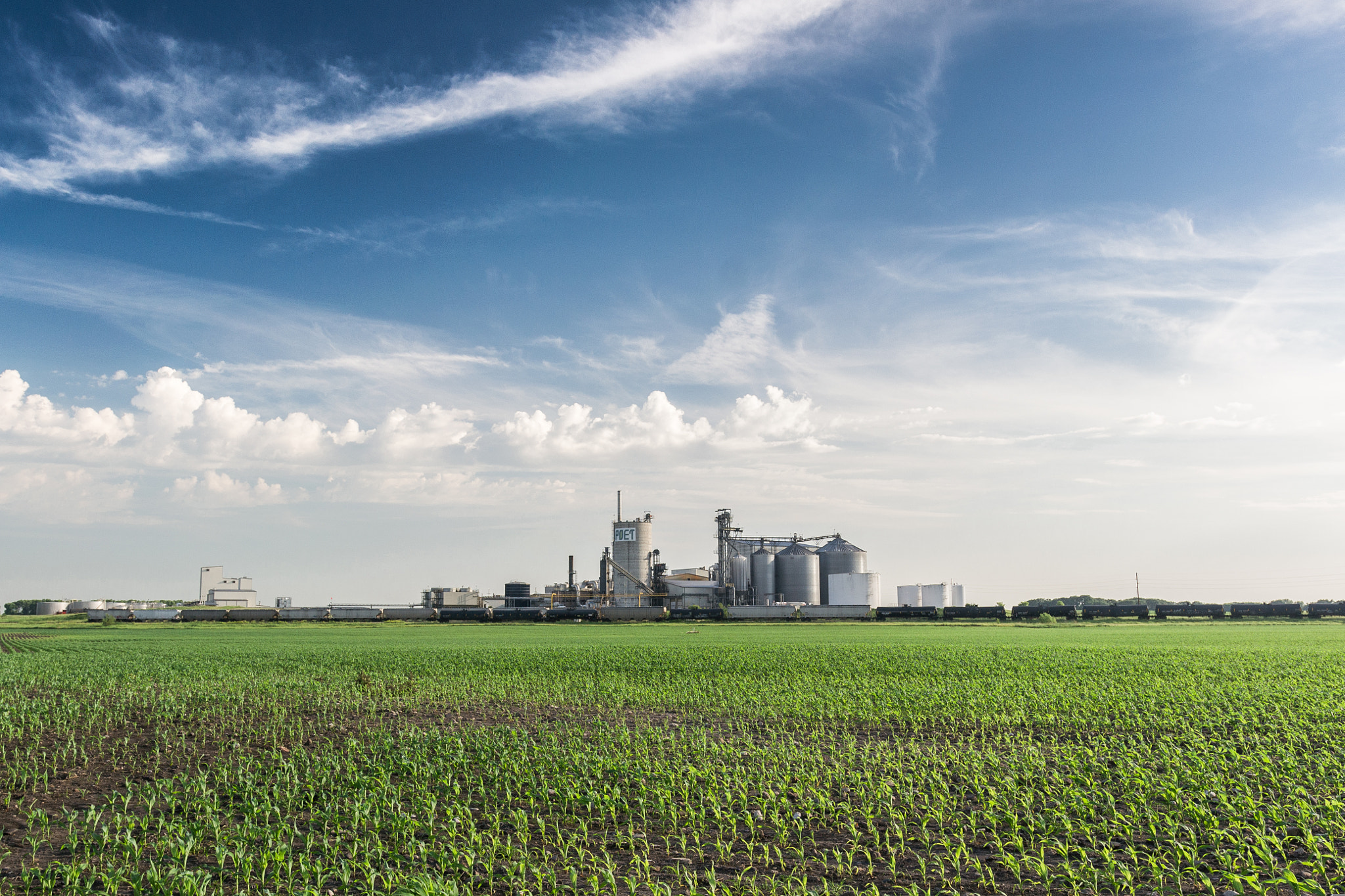 Nikon D3100 + Sigma 18-35mm F1.8 DC HSM Art sample photo. Poet ethanol plant photography