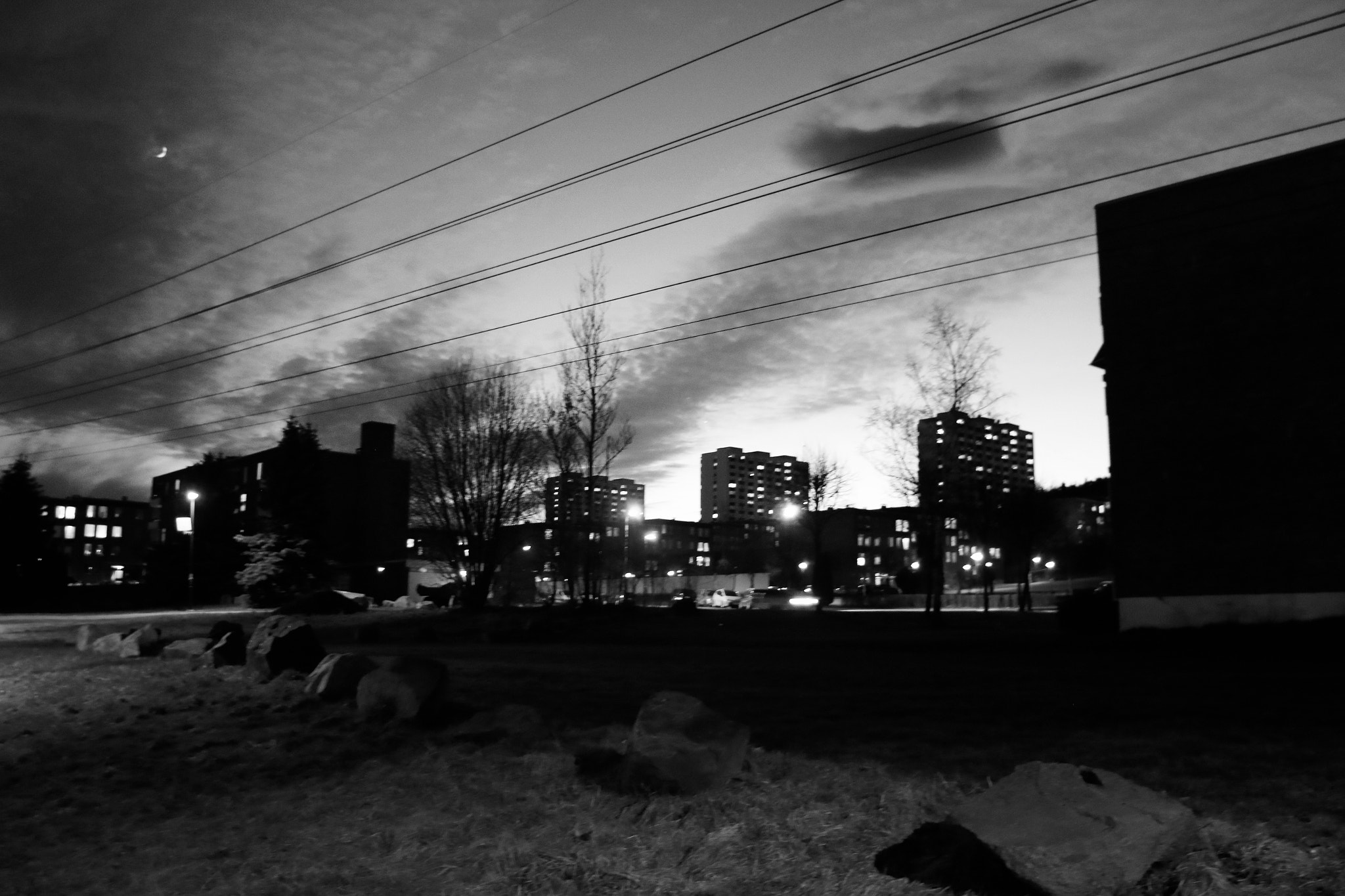 Tamron AF 19-35mm f/3.5-4.5 sample photo. Linderud at night photography