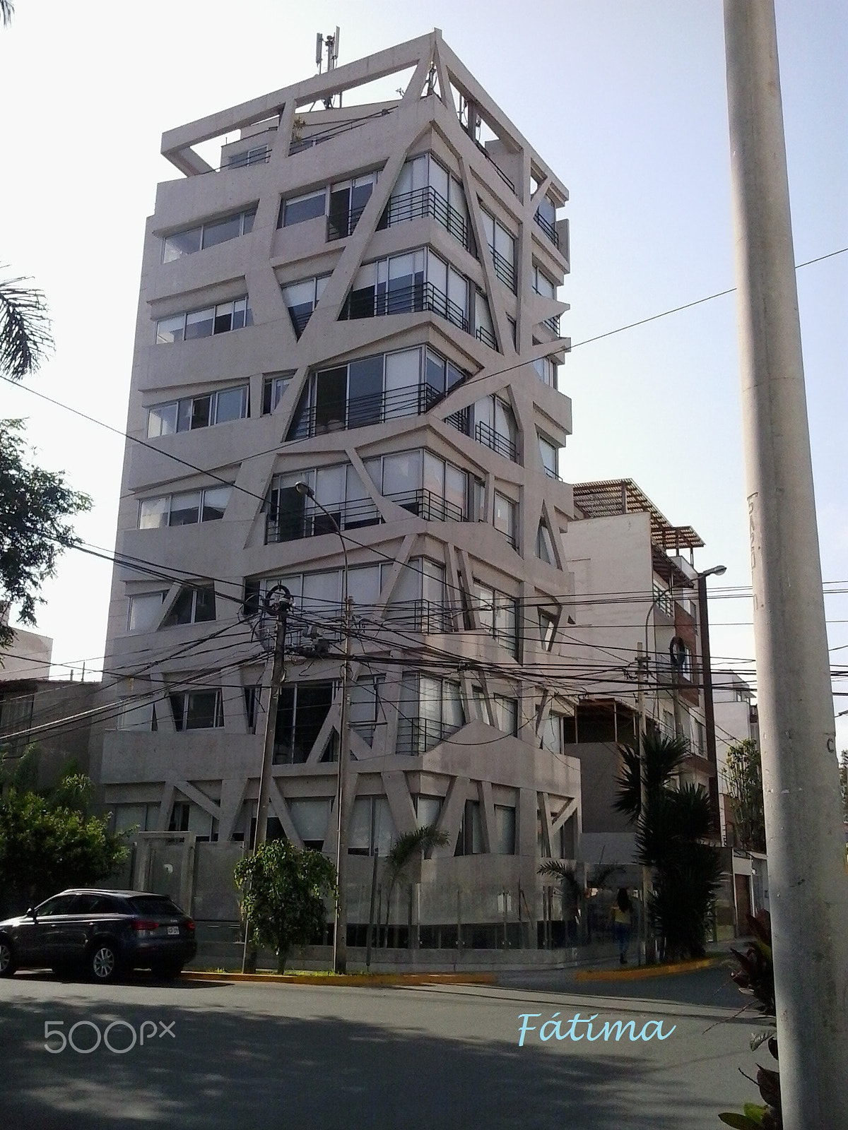 Samsung Galaxy Music Duos sample photo. Edificio en miraflores photography