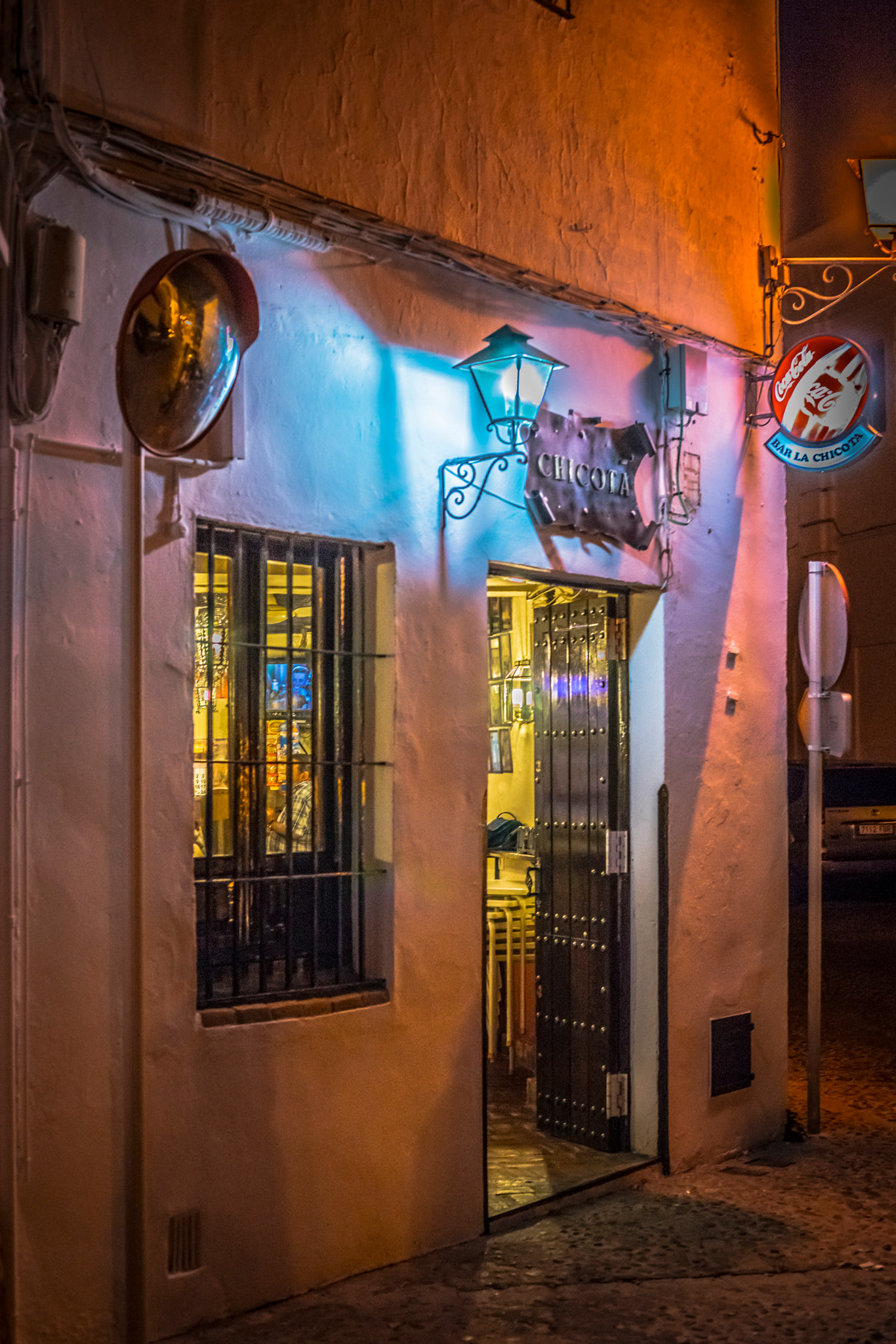 Sony a7 + Canon EF 50mm F1.4 USM sample photo. Pub in carmona photography