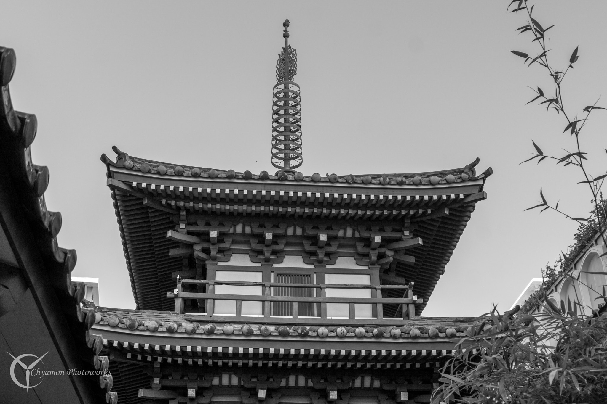 Sony a6000 + Sony FE 24-240mm F3.5-6.3 OSS sample photo. Mini pagoda photography