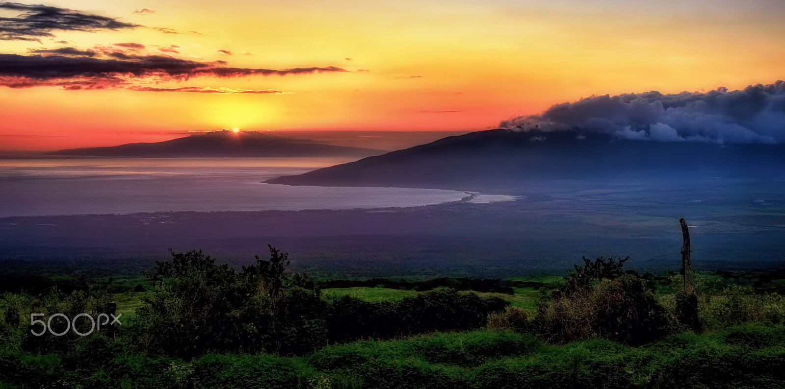 AF Zoom-Nikkor 28-80mm f/3.3-5.6G sample photo. Peaceful island sunset photography