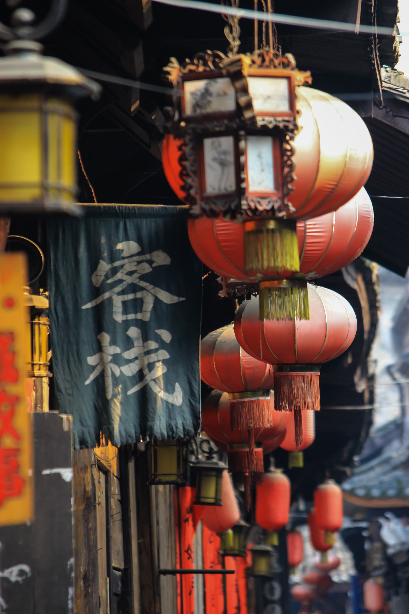 Sigma 50-200mm F4-5.6 DC OS HSM sample photo. In fenghuang, china photography