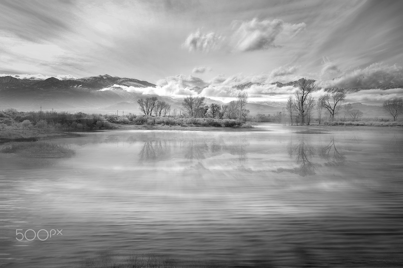 Nikon AF-S Nikkor 17-35mm F2.8D ED-IF sample photo. Owens river photography