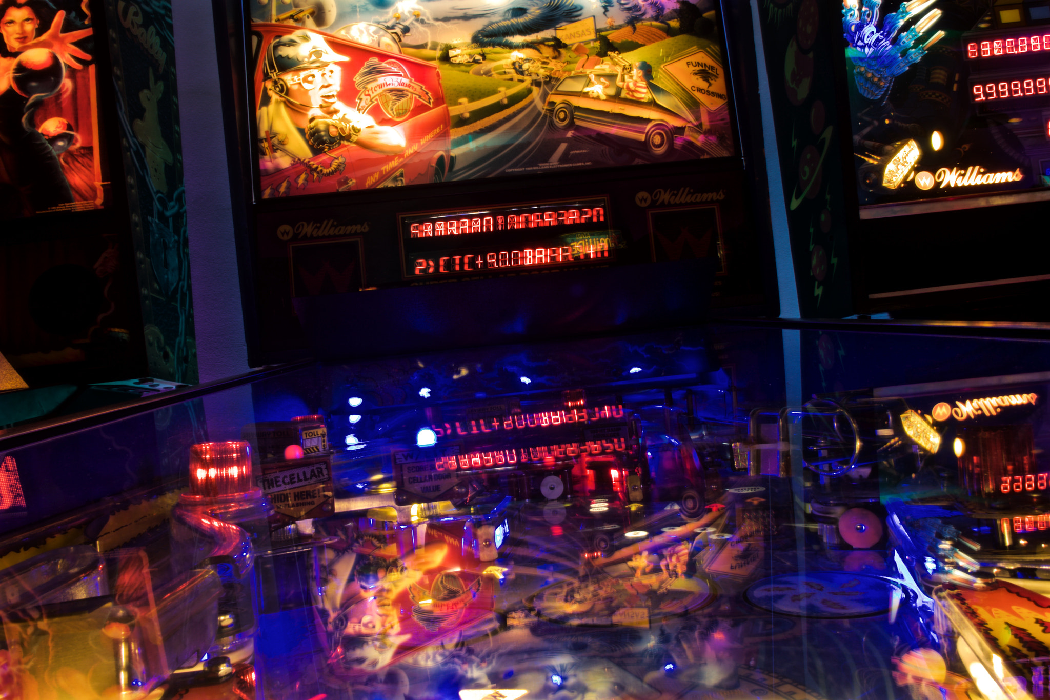 Sony Vario-Tessar T* E 16-70mm F4 ZA OSS sample photo. Pinball wizard photography
