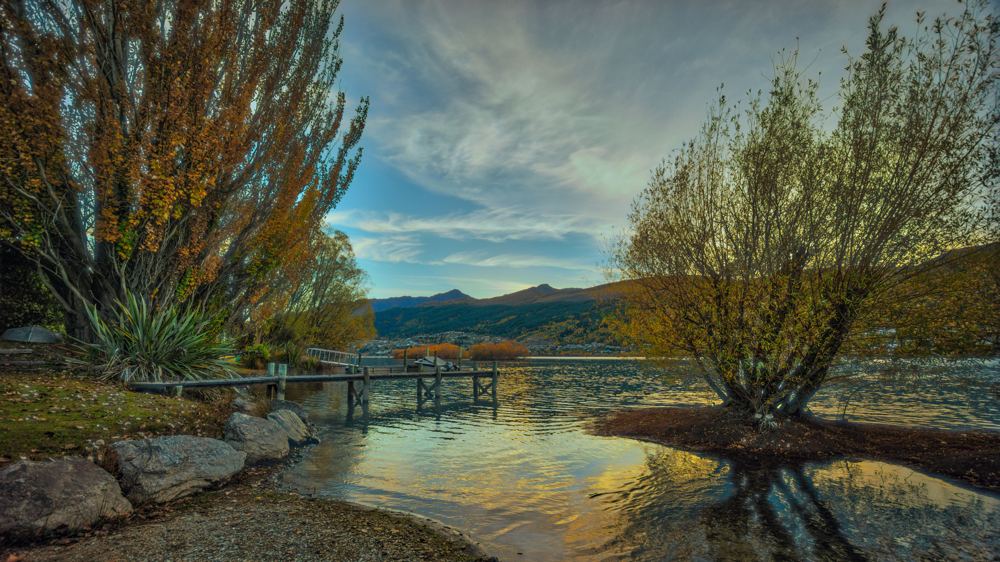 Sony a7R + Sony E 10-18mm F4 OSS sample photo. Queenstown reboot photography