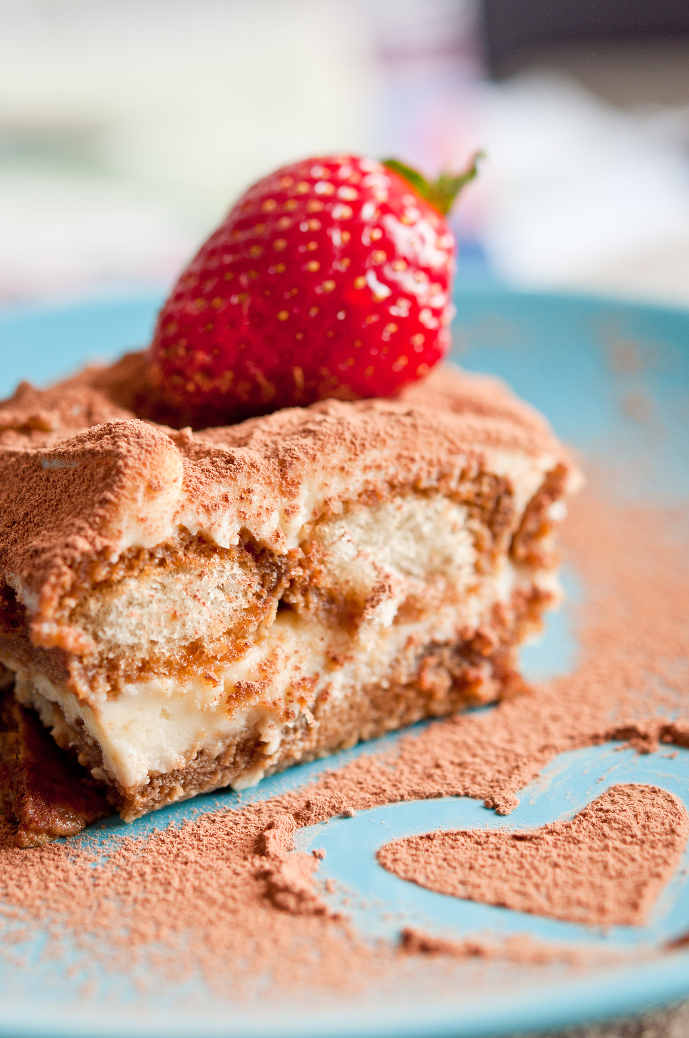 Nikon AF-S Micro-Nikkor 60mm F2.8G ED sample photo. Tiramisu cake photography